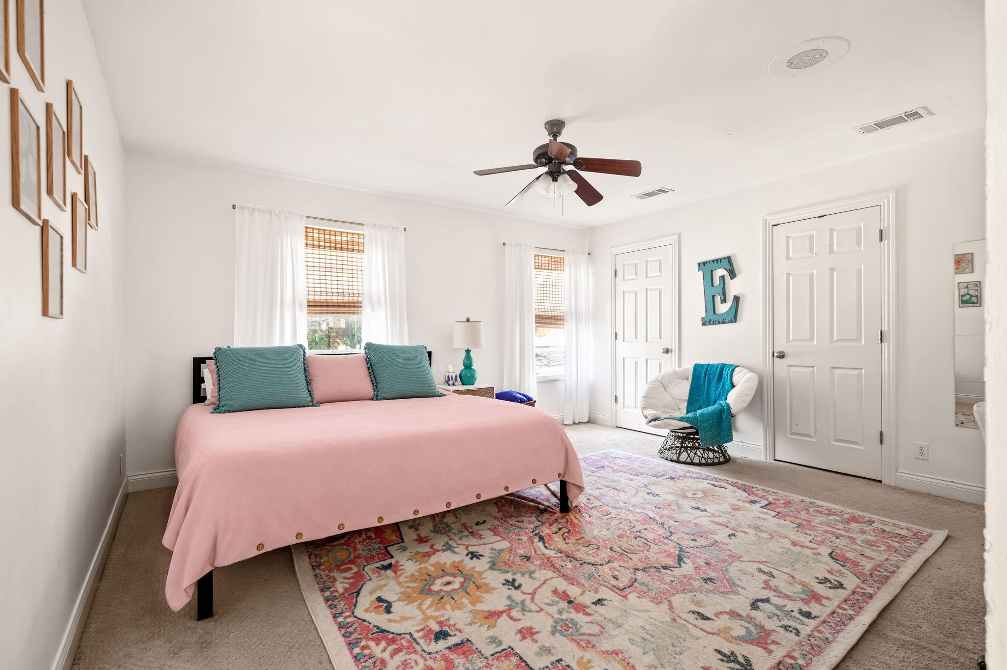 2500 W 12th ST