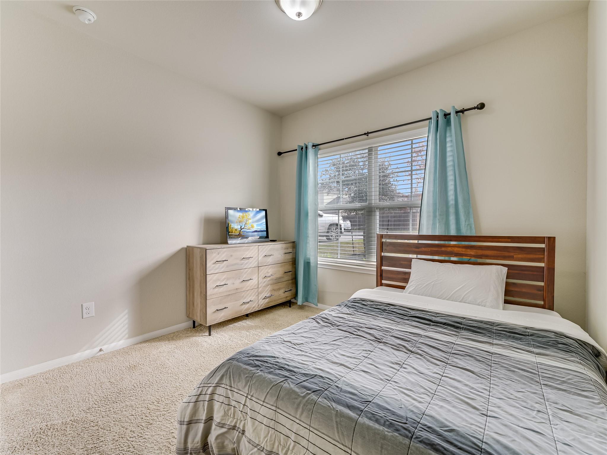 6712 Bishop PASS