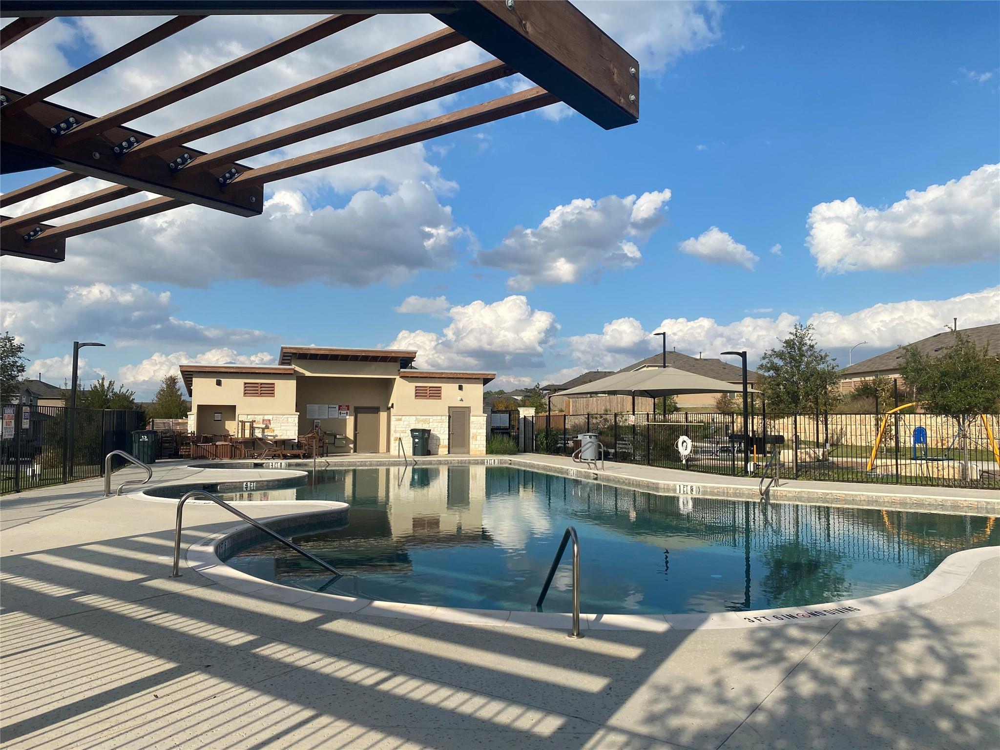 6712 Bishop PASS