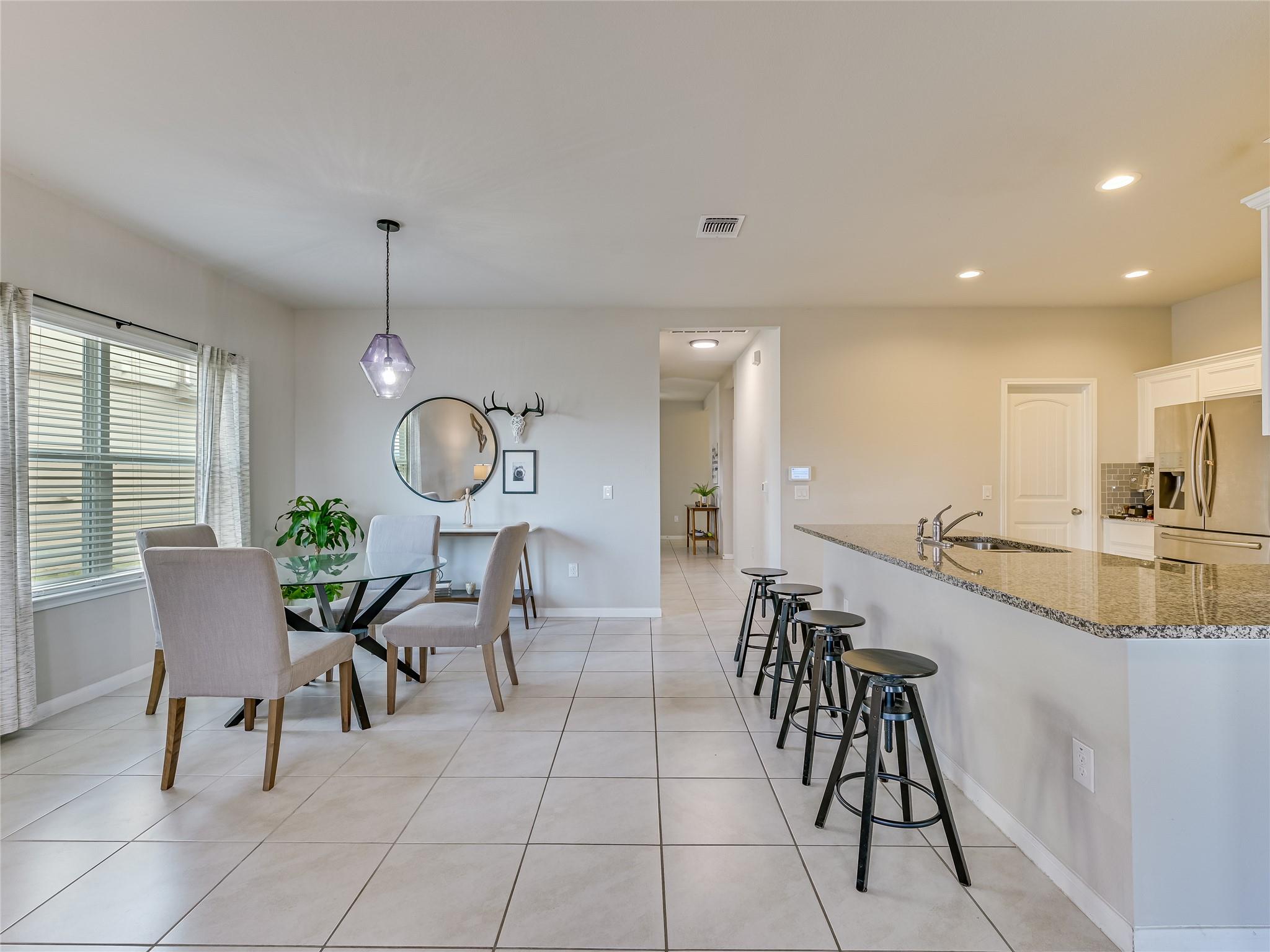 6712 Bishop PASS