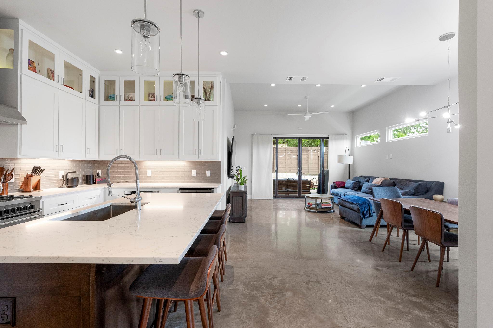 2103 Greenwood Ave # B Unit: Building 1, Unit B