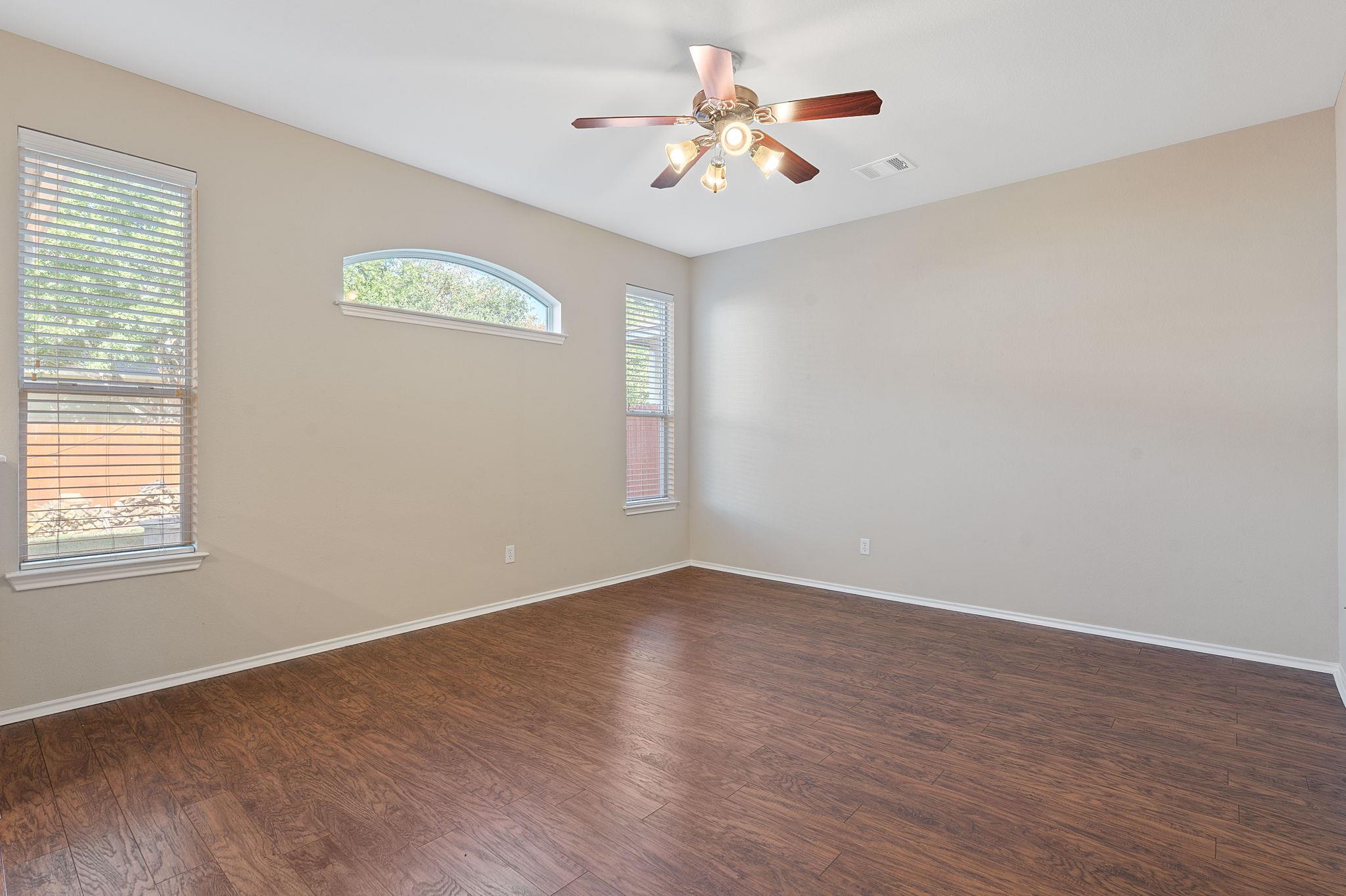 10512 Wylie DR # 273
