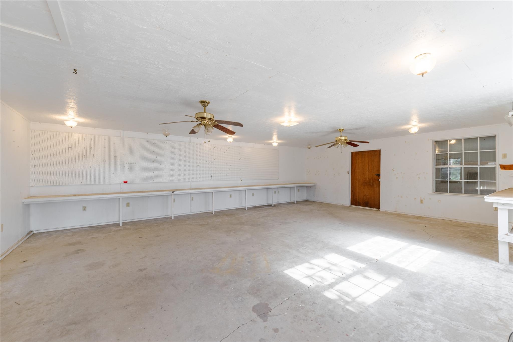 2173 County Road 434 LOOP