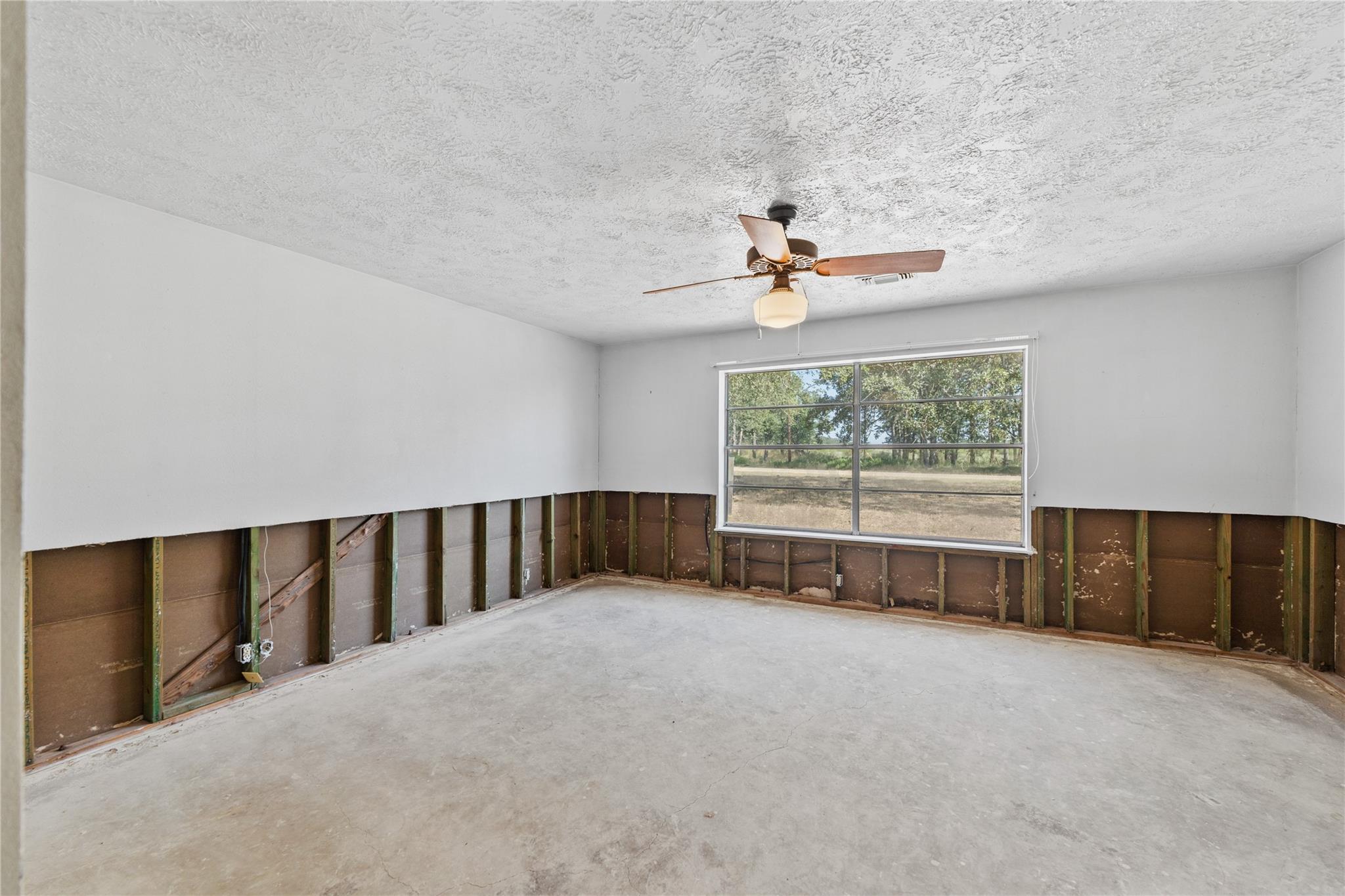 2173 County Road 434 LOOP