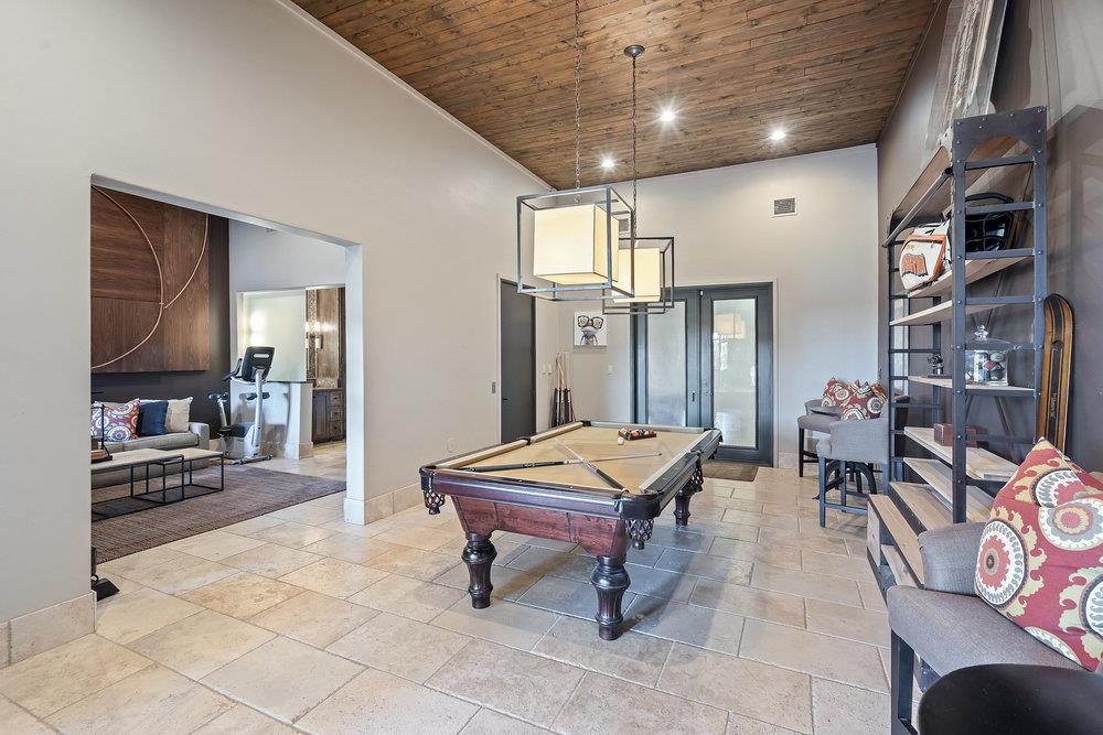 14423 Ridgetop TER