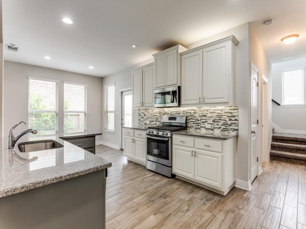 236 Blue Waterleaf LN
