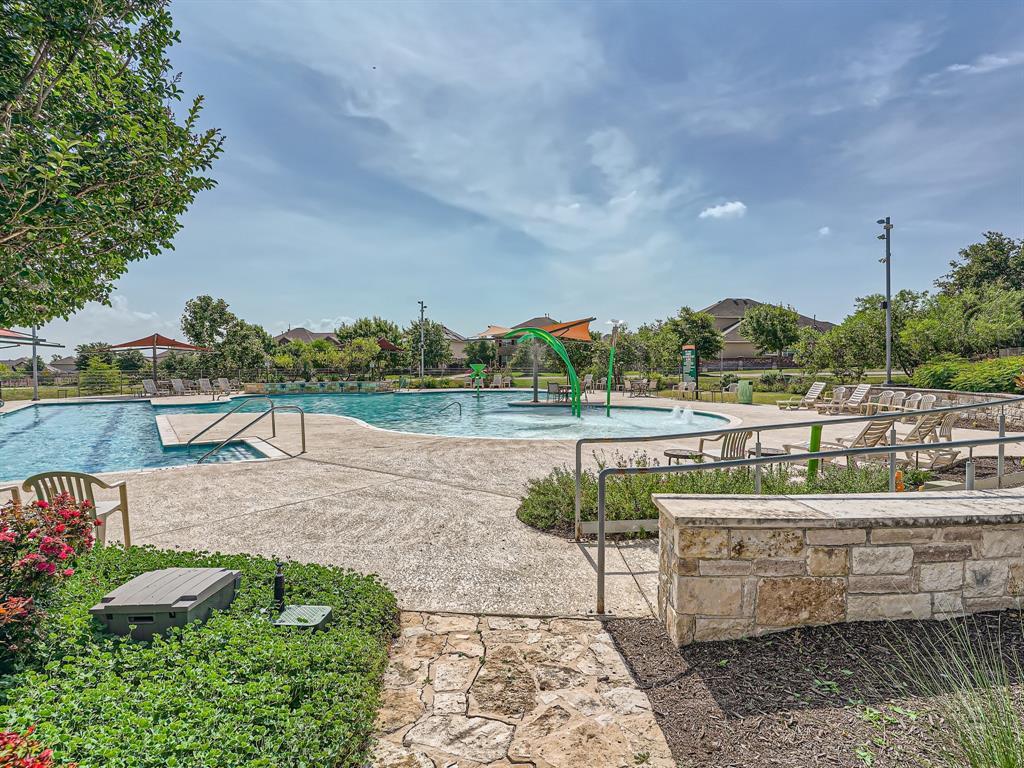 236 Blue Waterleaf LN