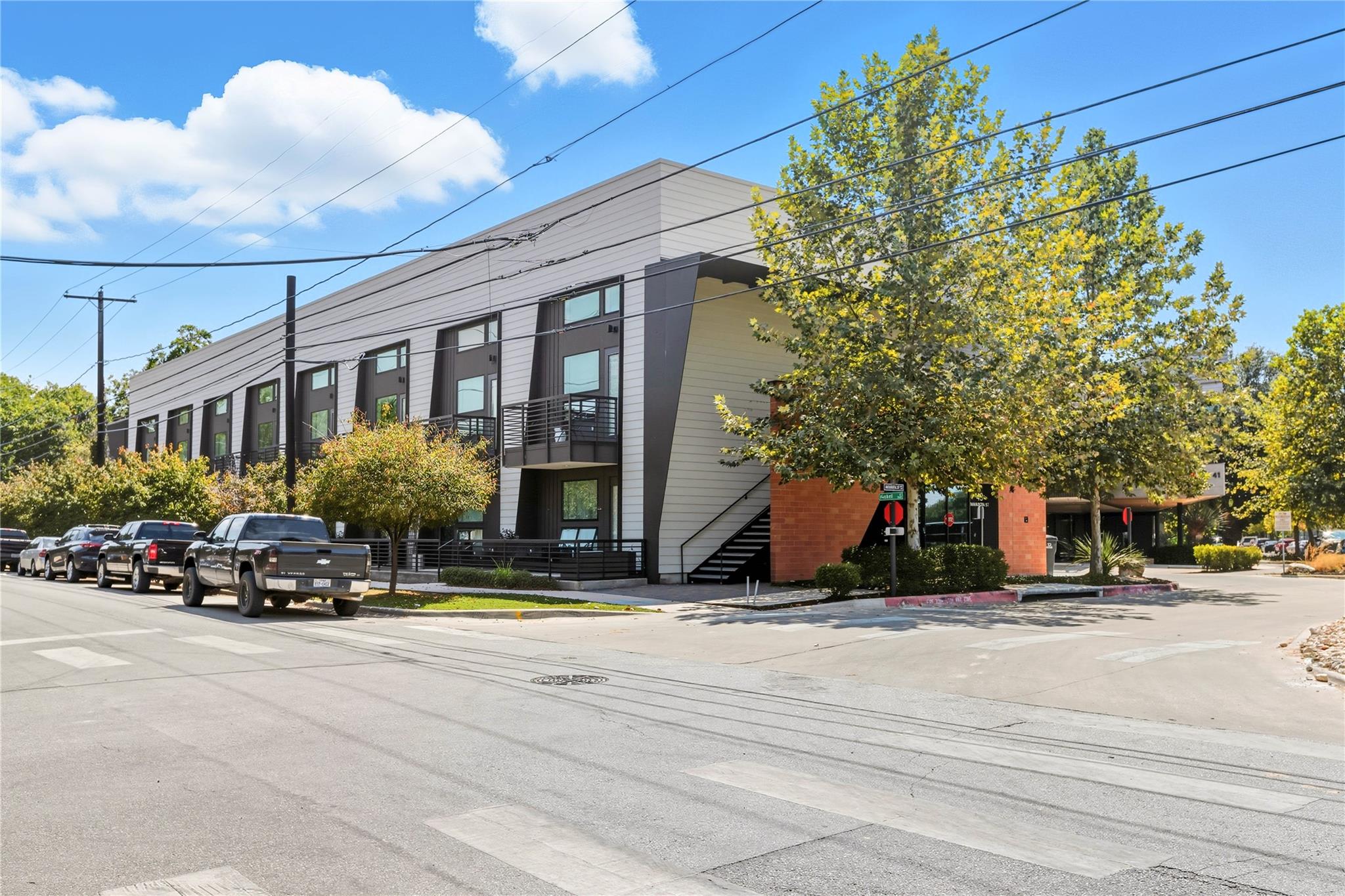 49 Navasota ST # 205