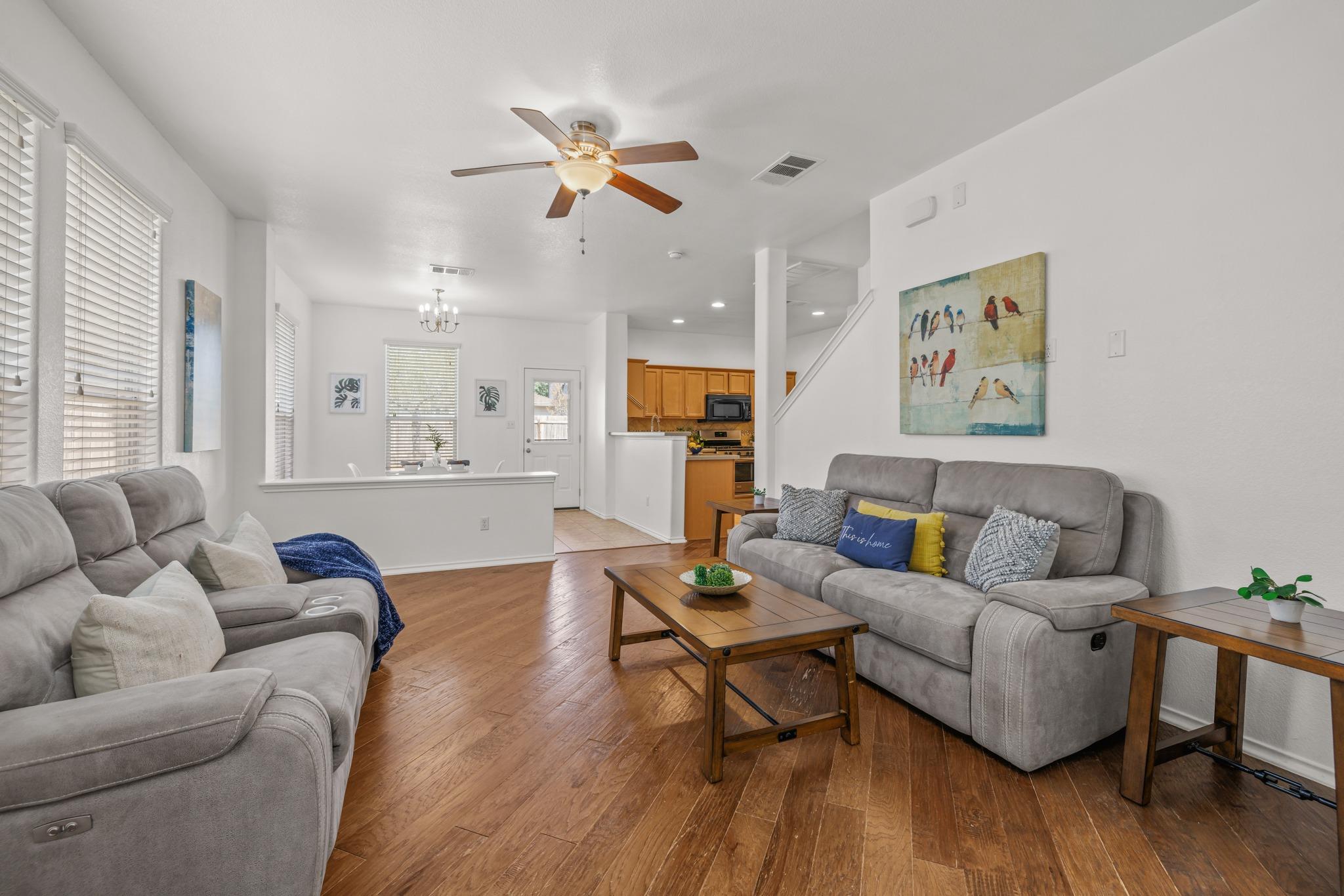 3206 Barksdale DR
