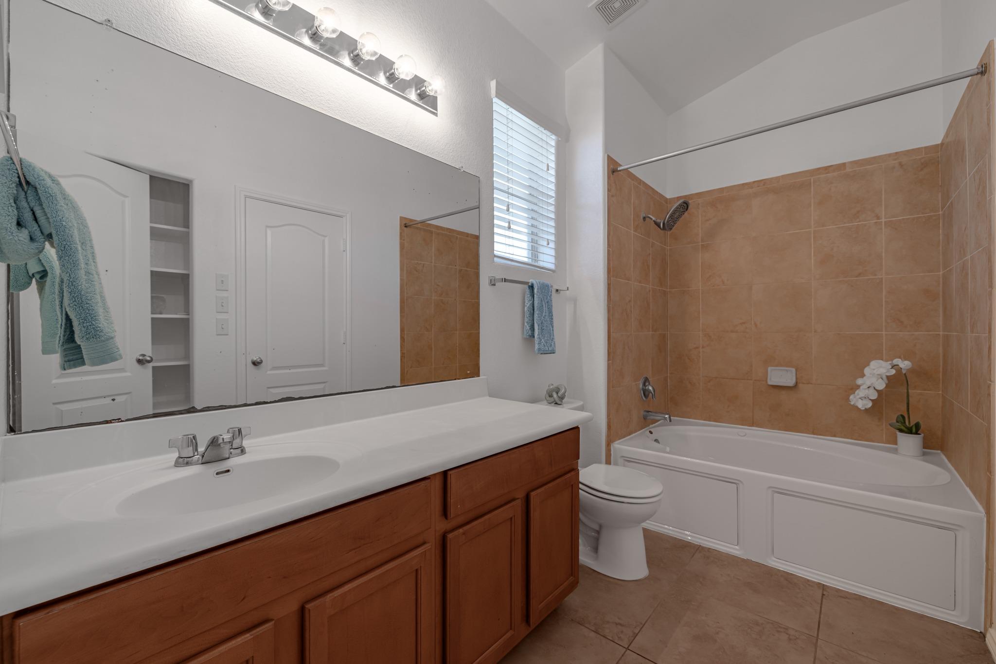 3206 Barksdale DR