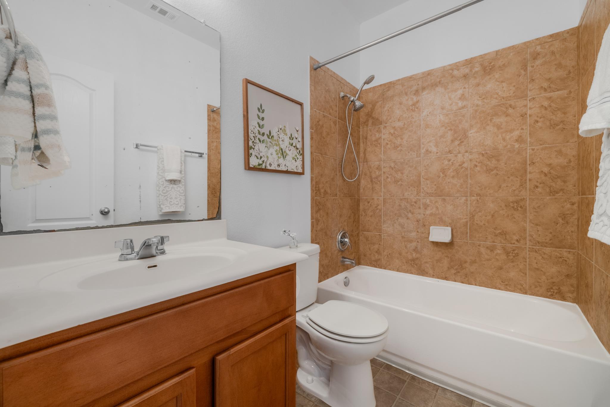 3206 Barksdale DR