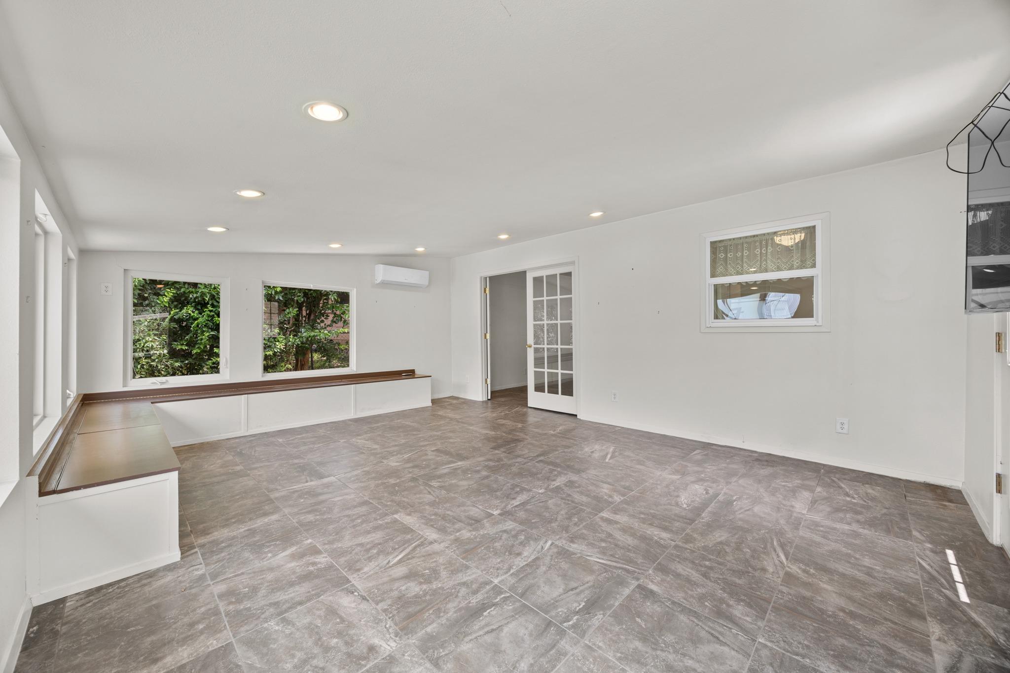 6912 Langston DR