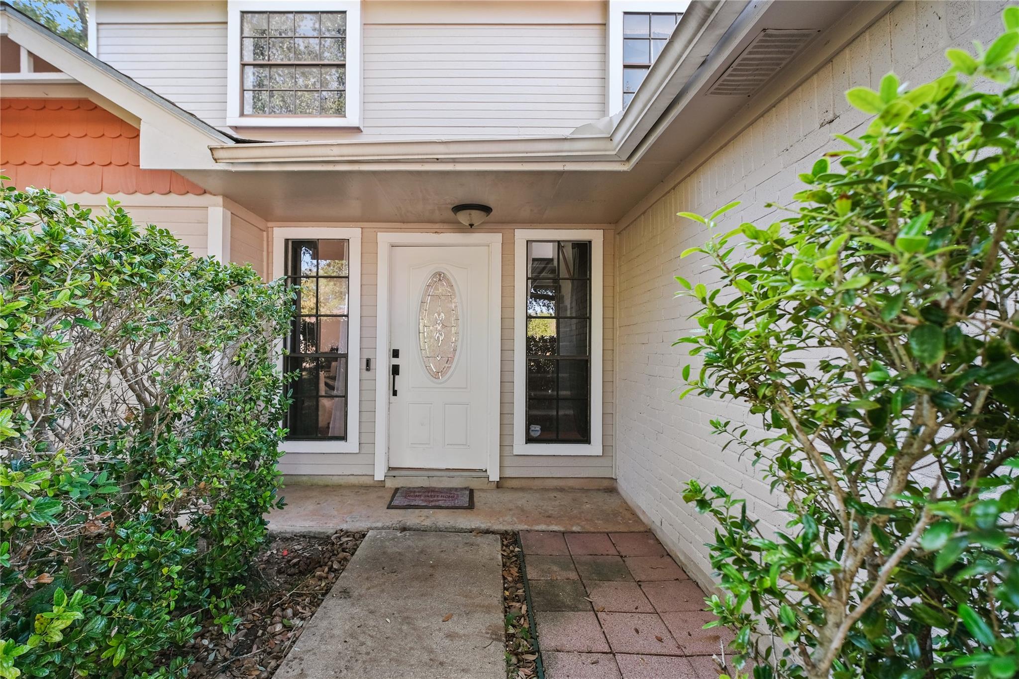 1207 Crupp CT
