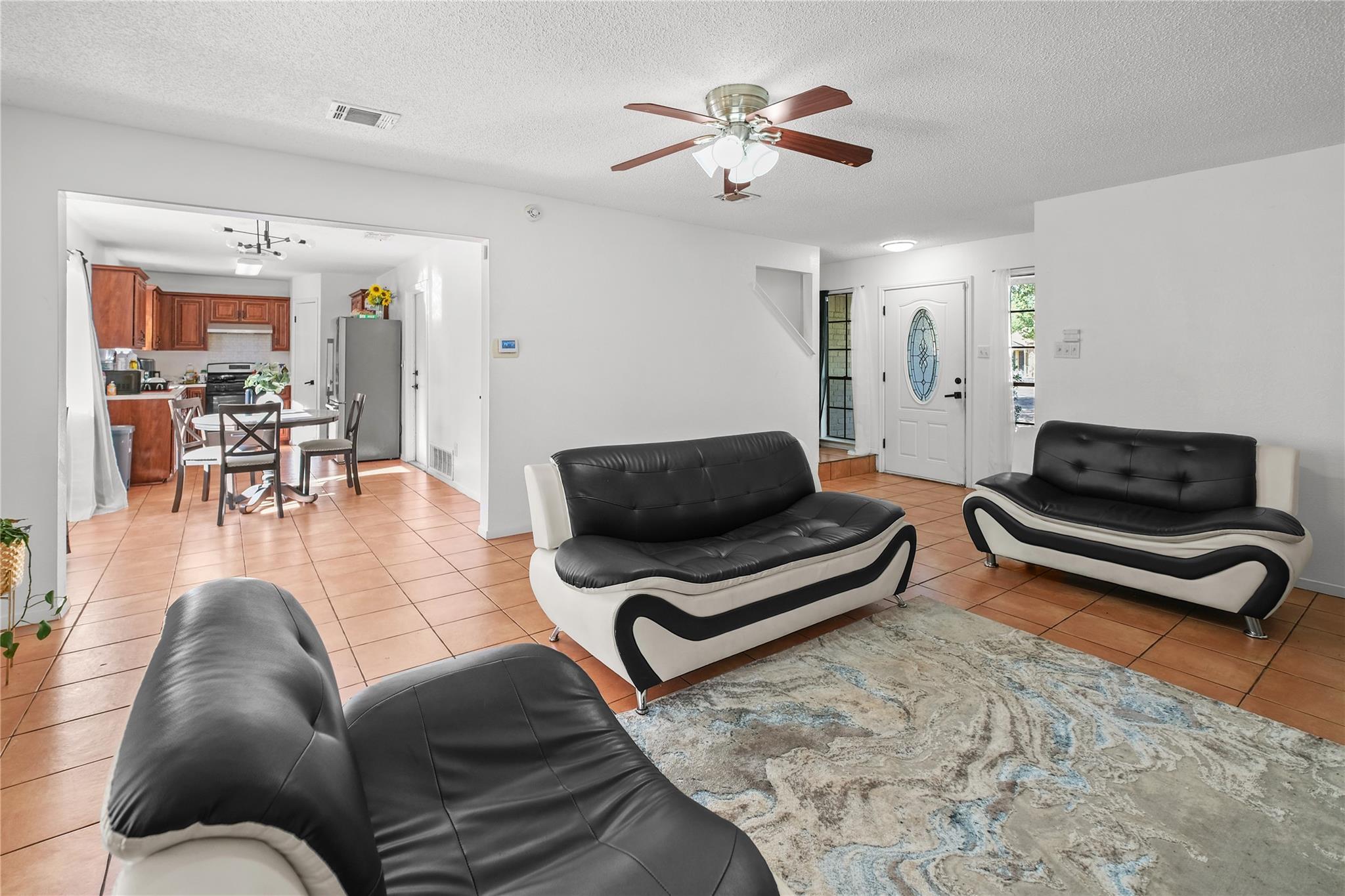 1207 Crupp CT