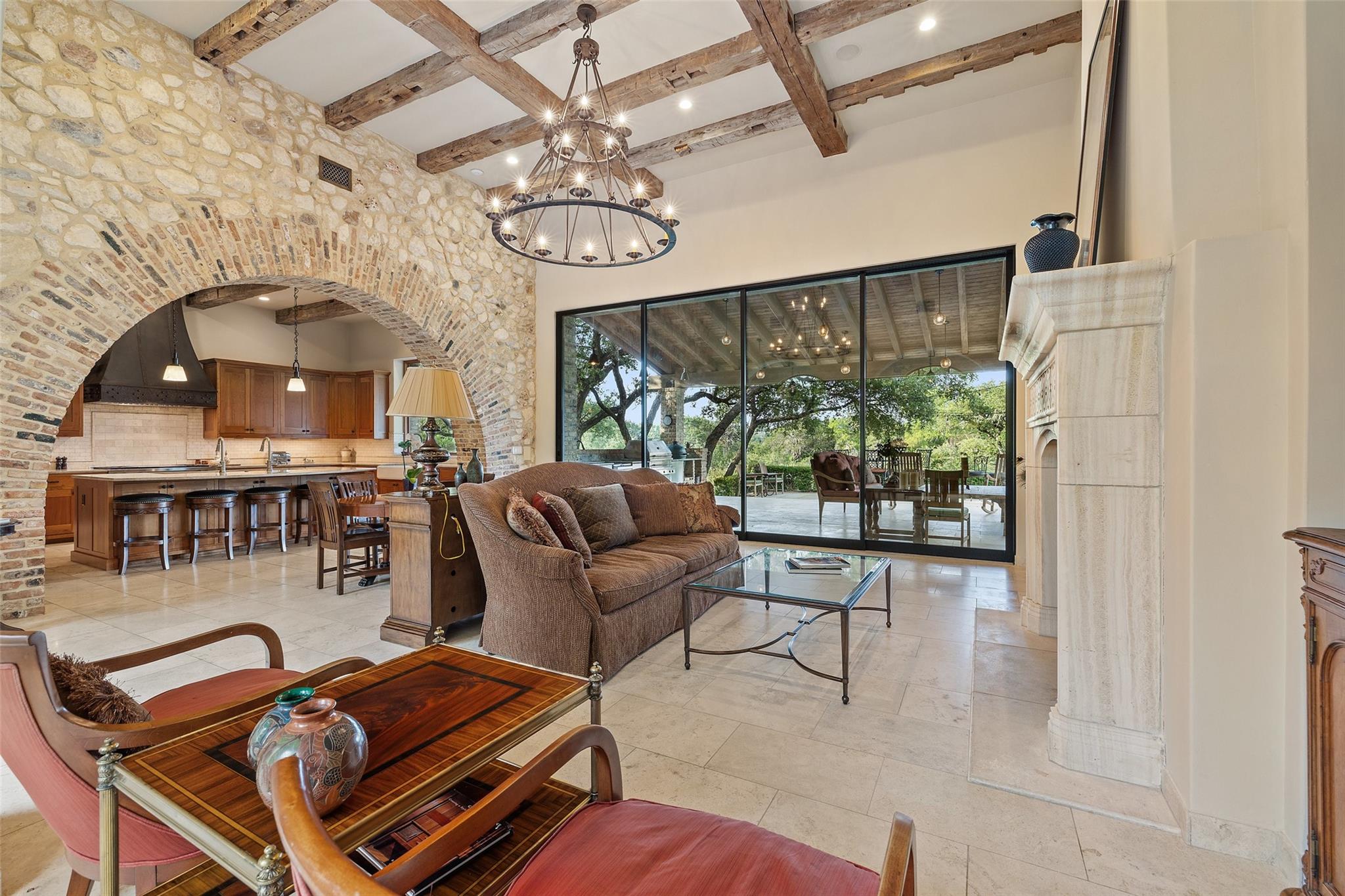 418 Cattle Trail DR