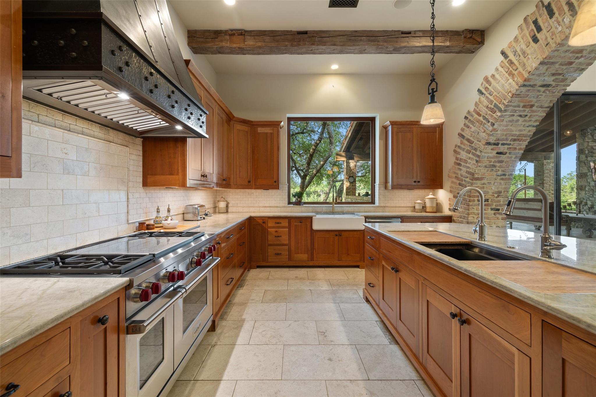418 Cattle Trail DR