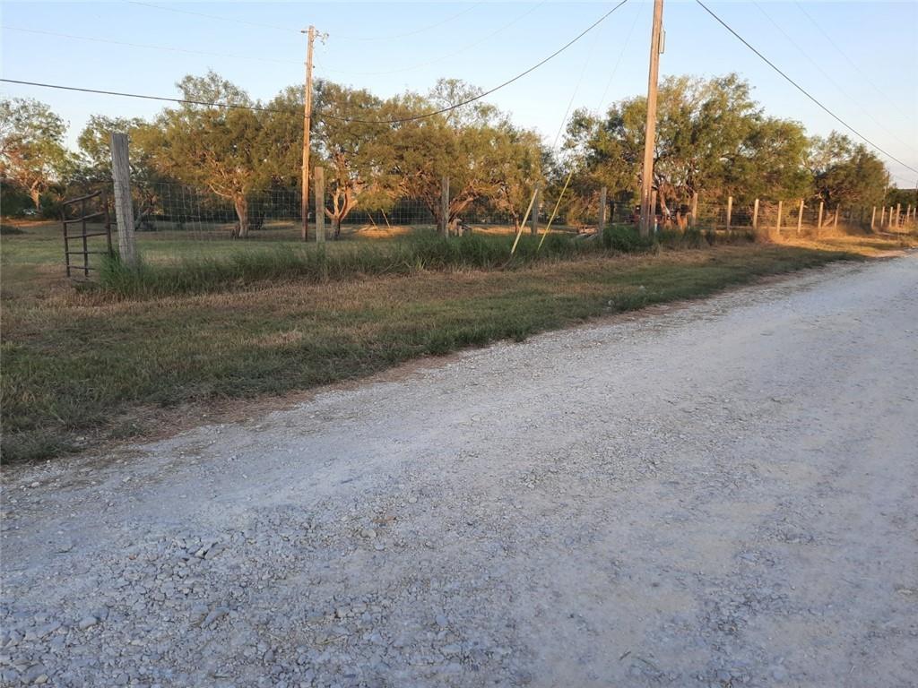 118 Valerie LN