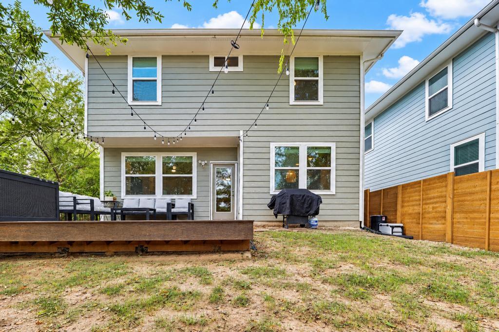 602 Bernstein ST # 18