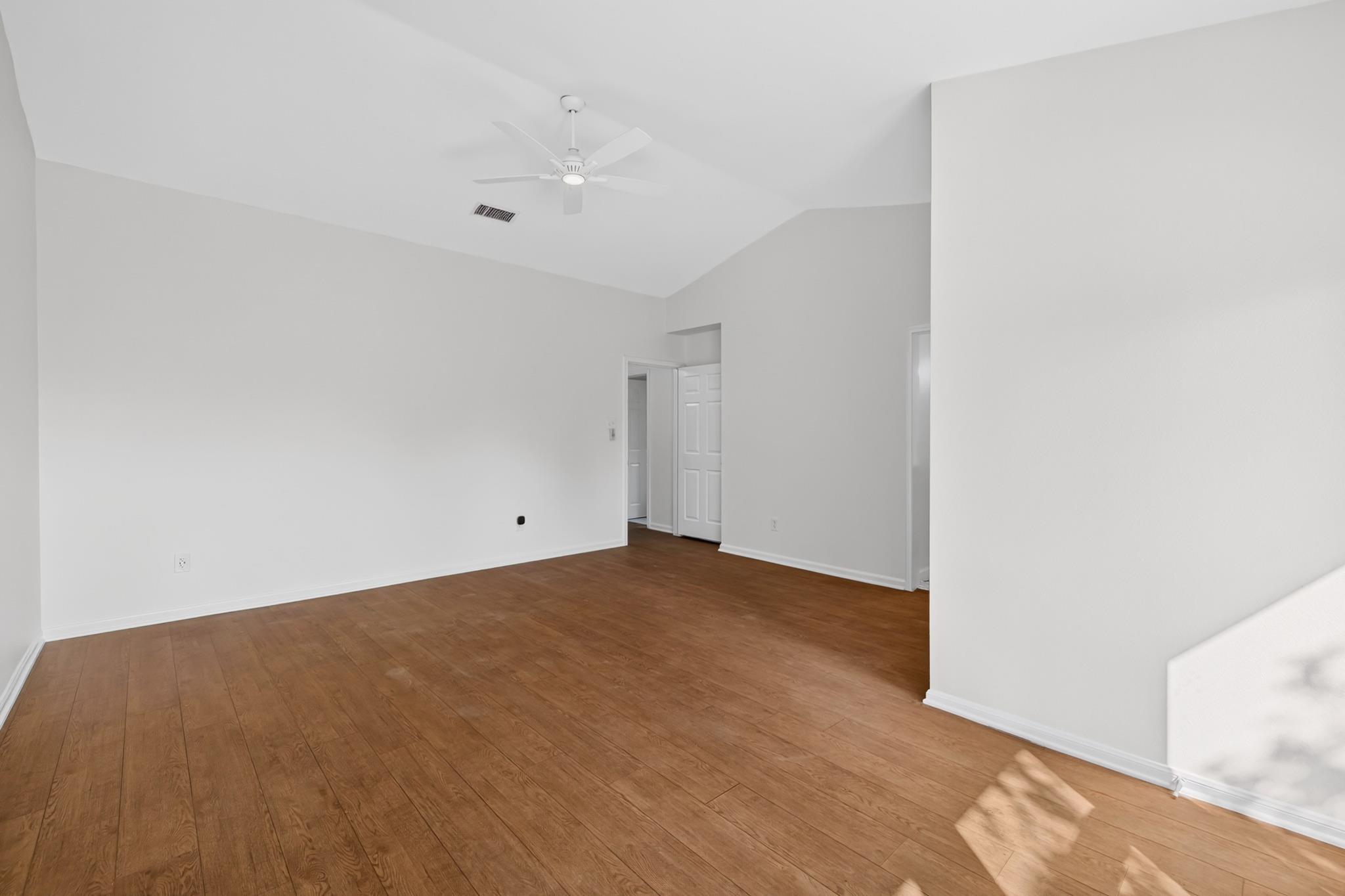1317 Wilson Heights DR