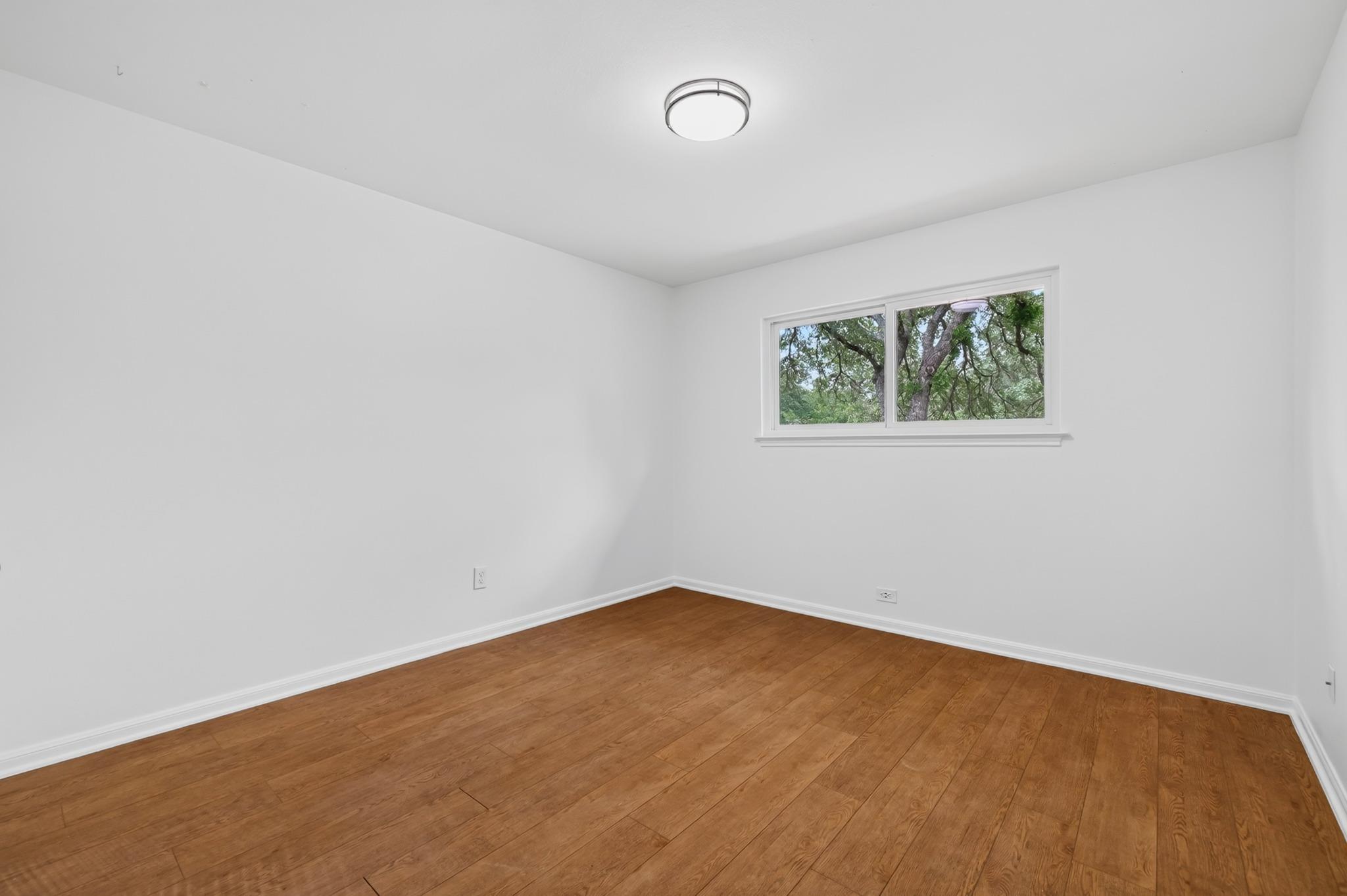 1317 Wilson Heights DR