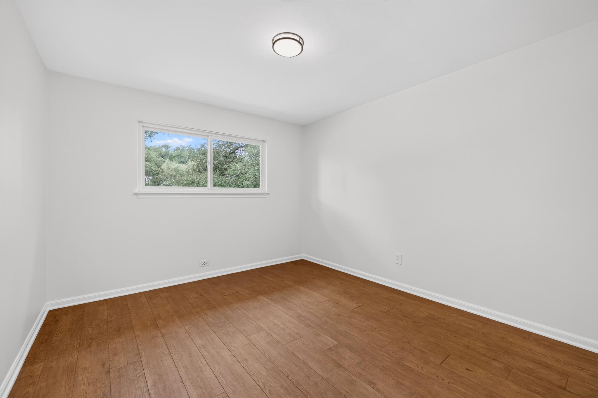 1317 Wilson Heights DR
