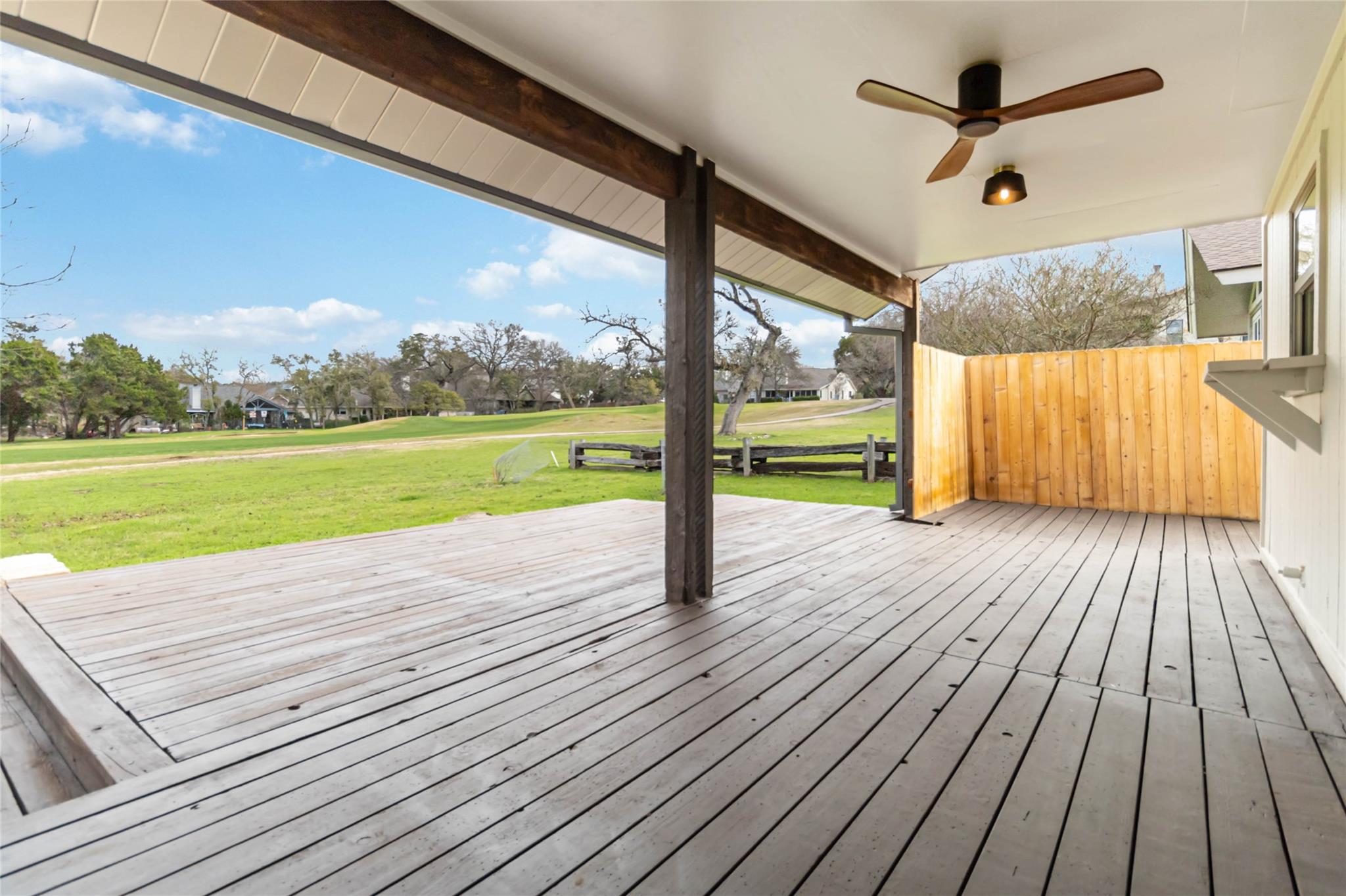 16 Country LN