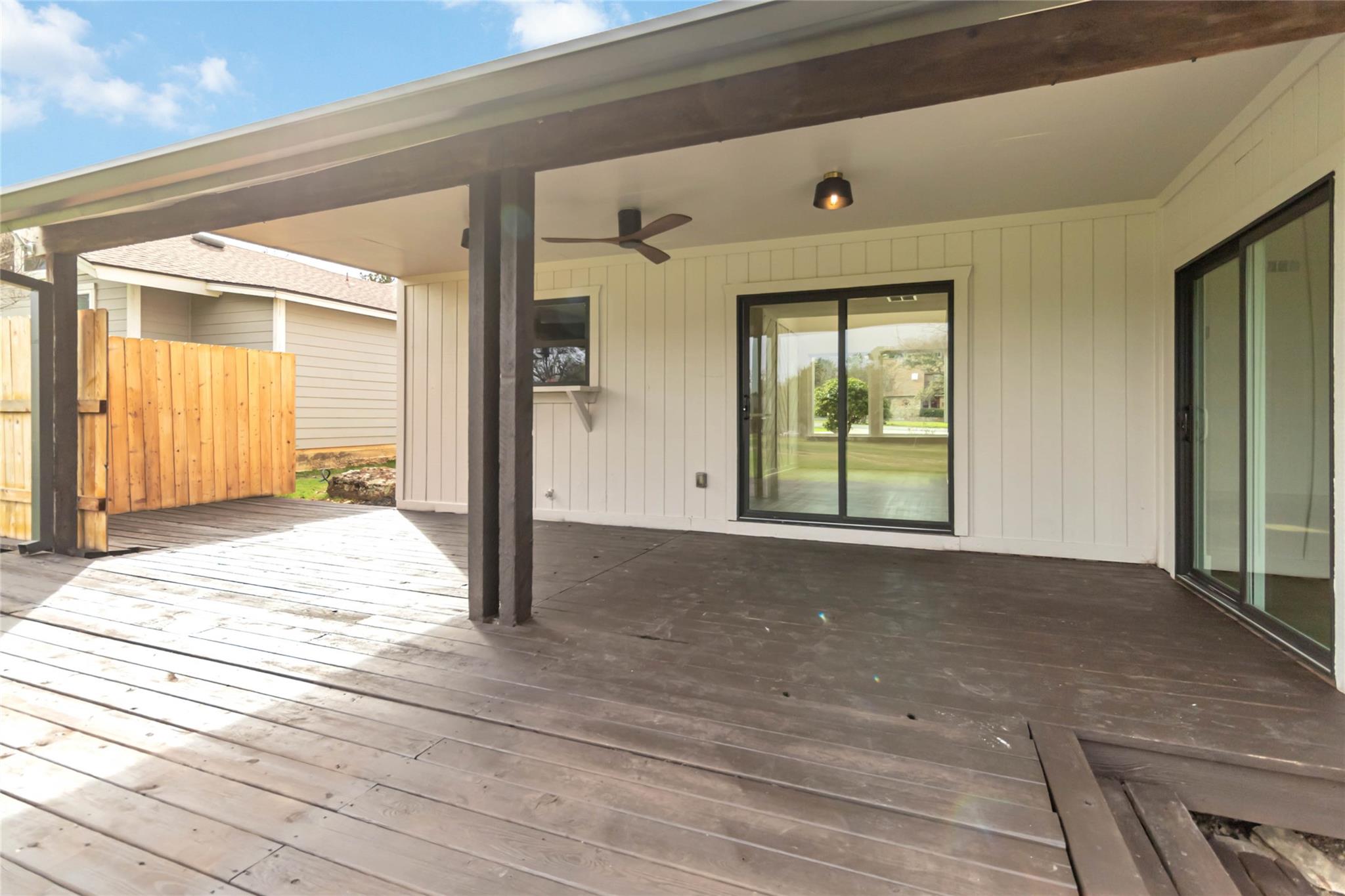 16 Country LN