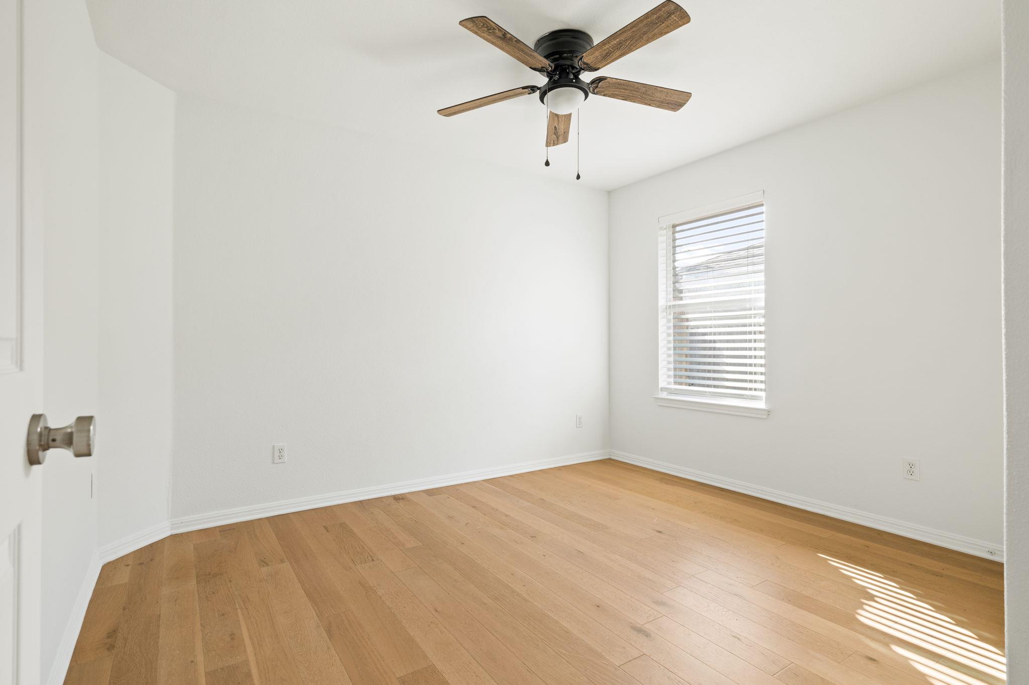 1535 Lorson LOOP
