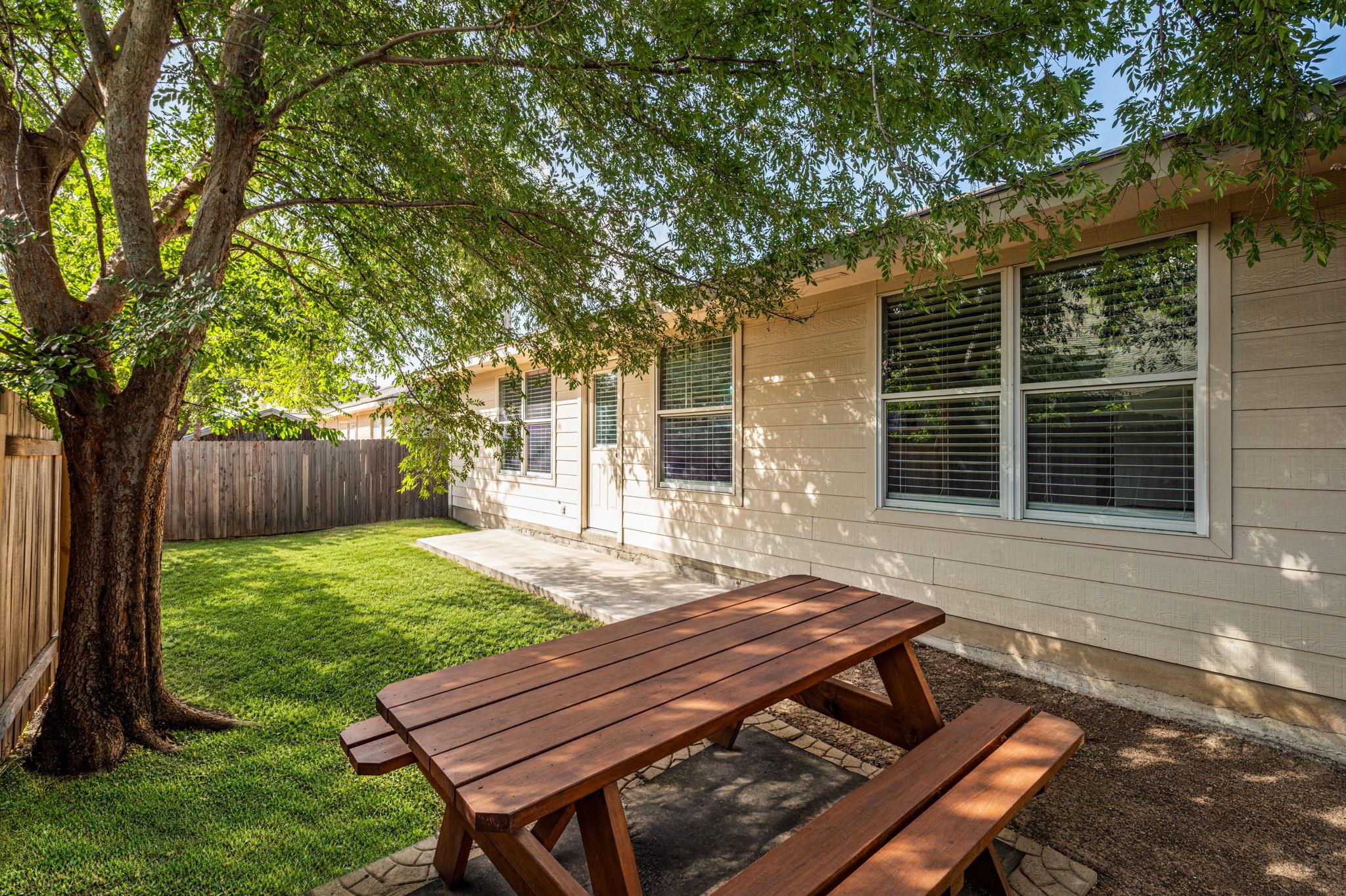 1535 Lorson LOOP