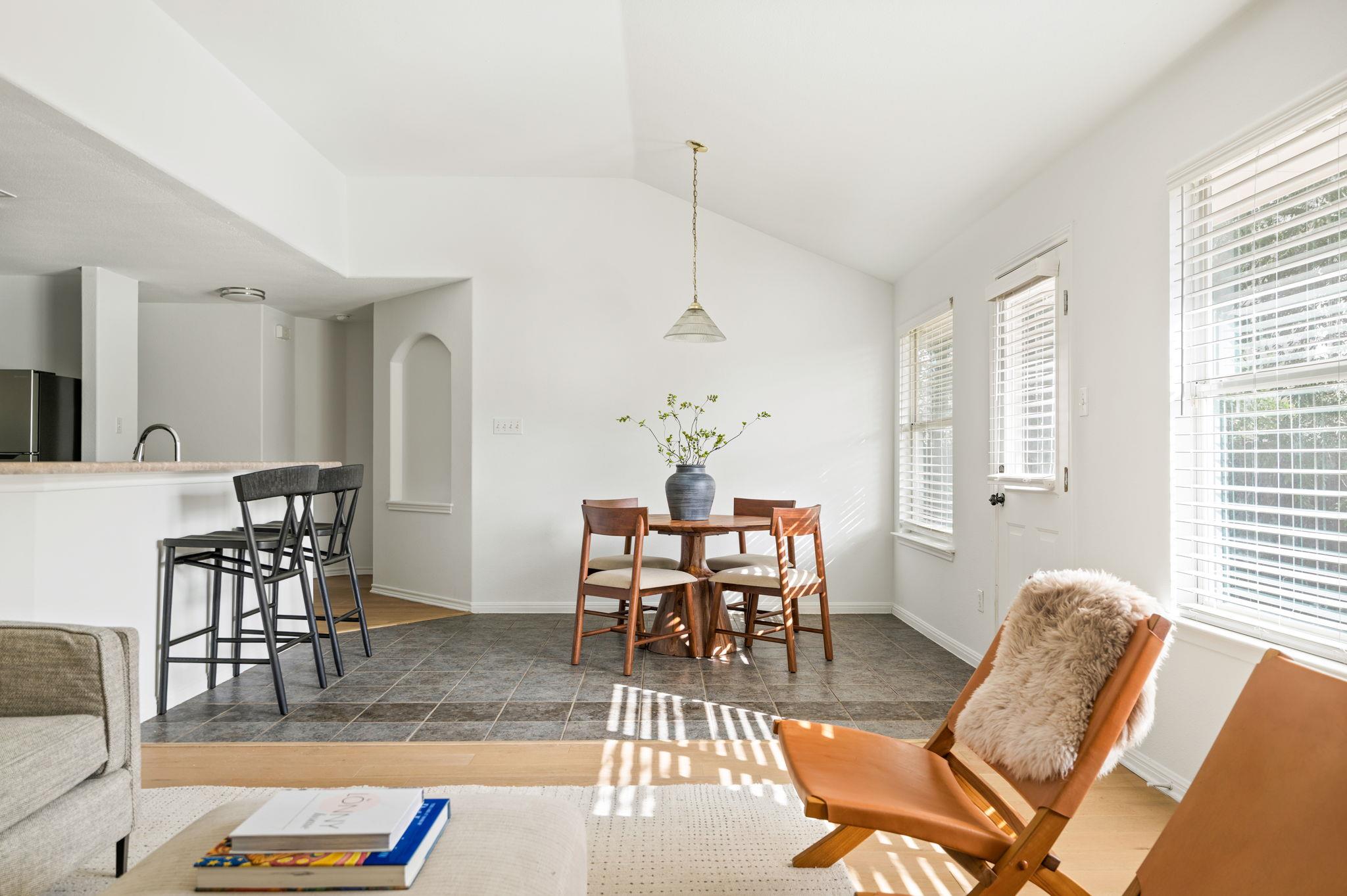 1535 Lorson LOOP