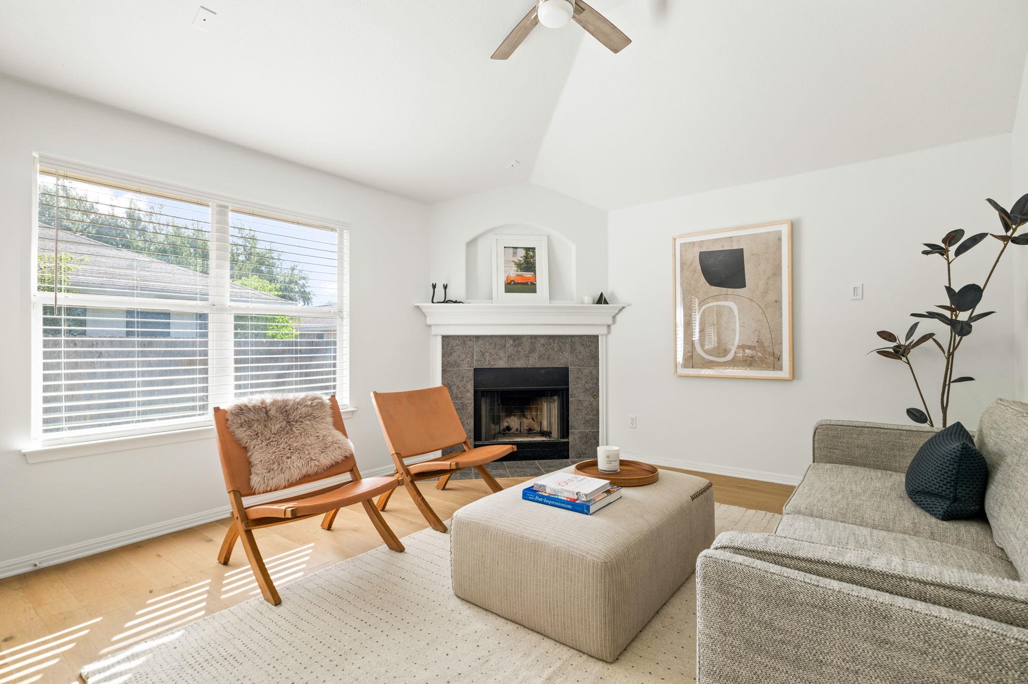 1535 Lorson LOOP