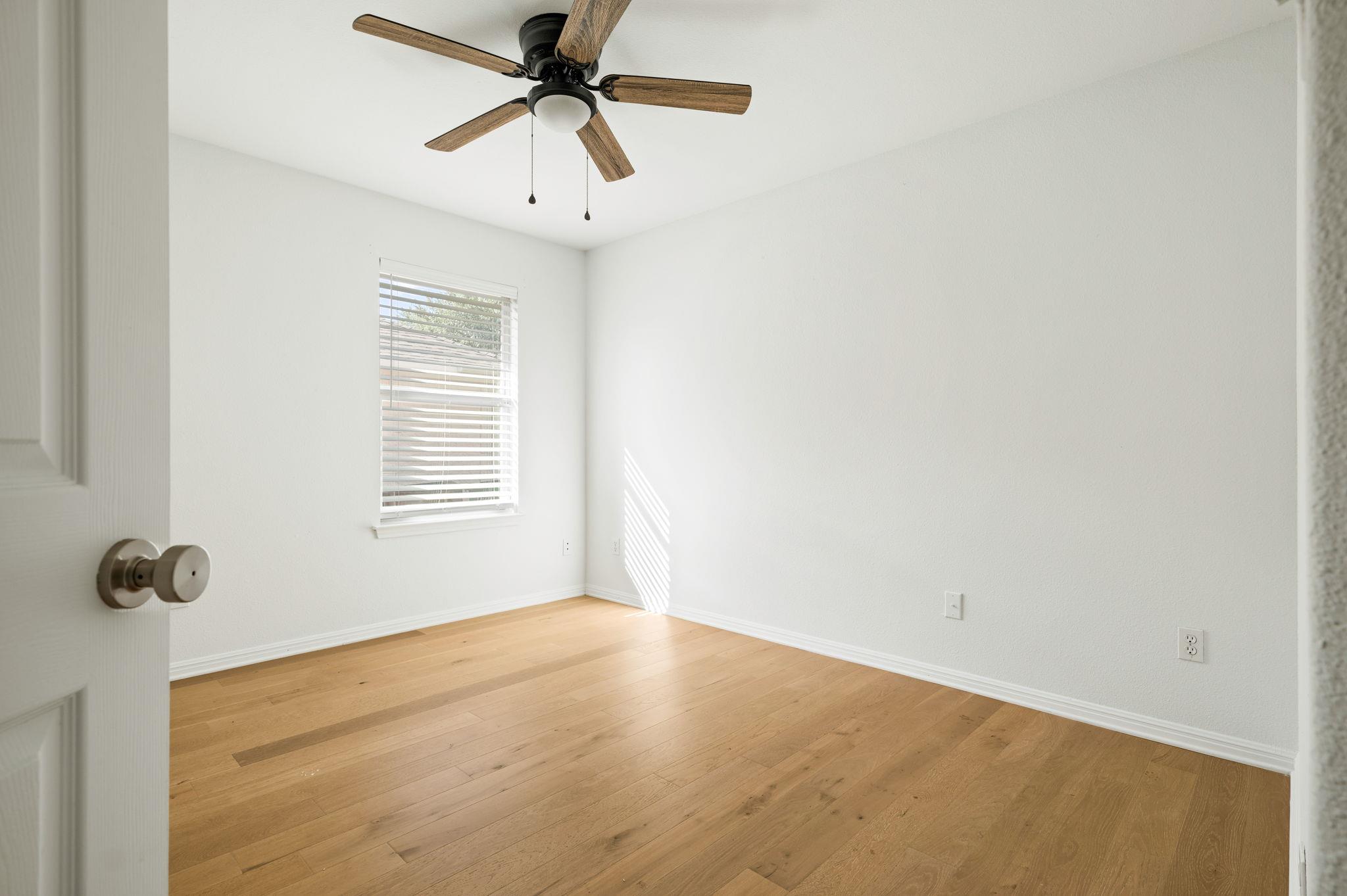 1535 Lorson LOOP
