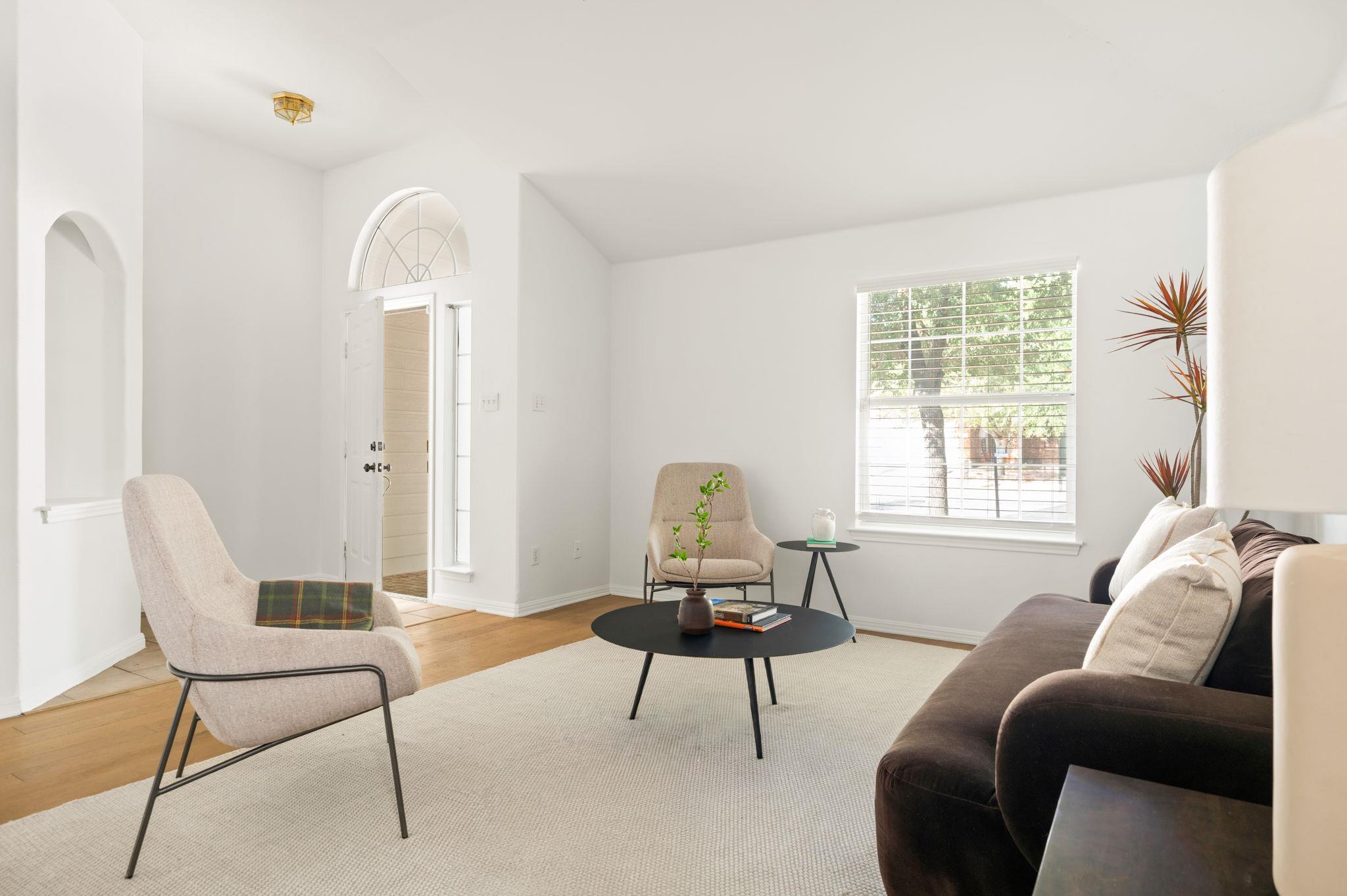 1535 Lorson LOOP