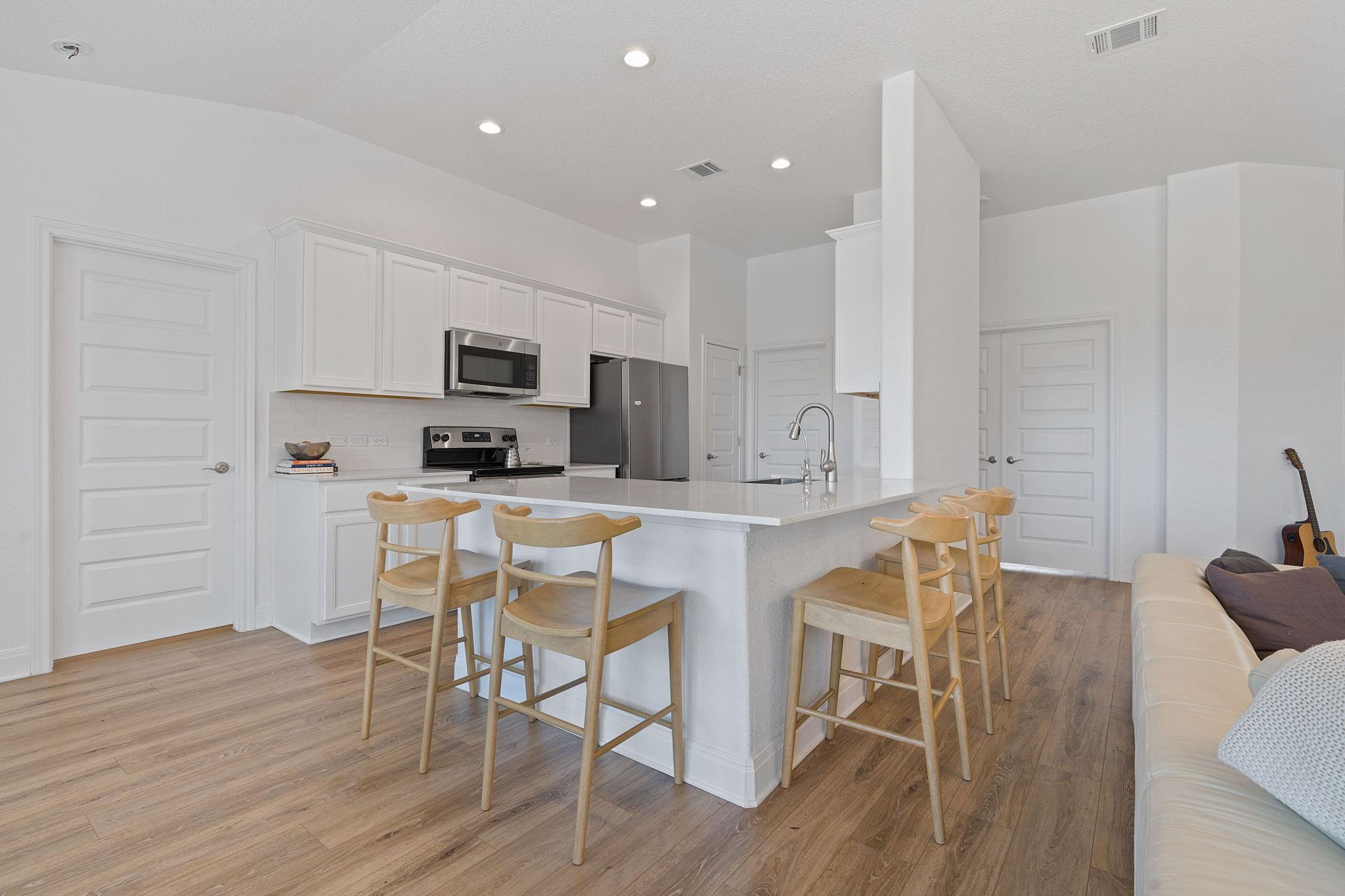 21102 Brewer LN