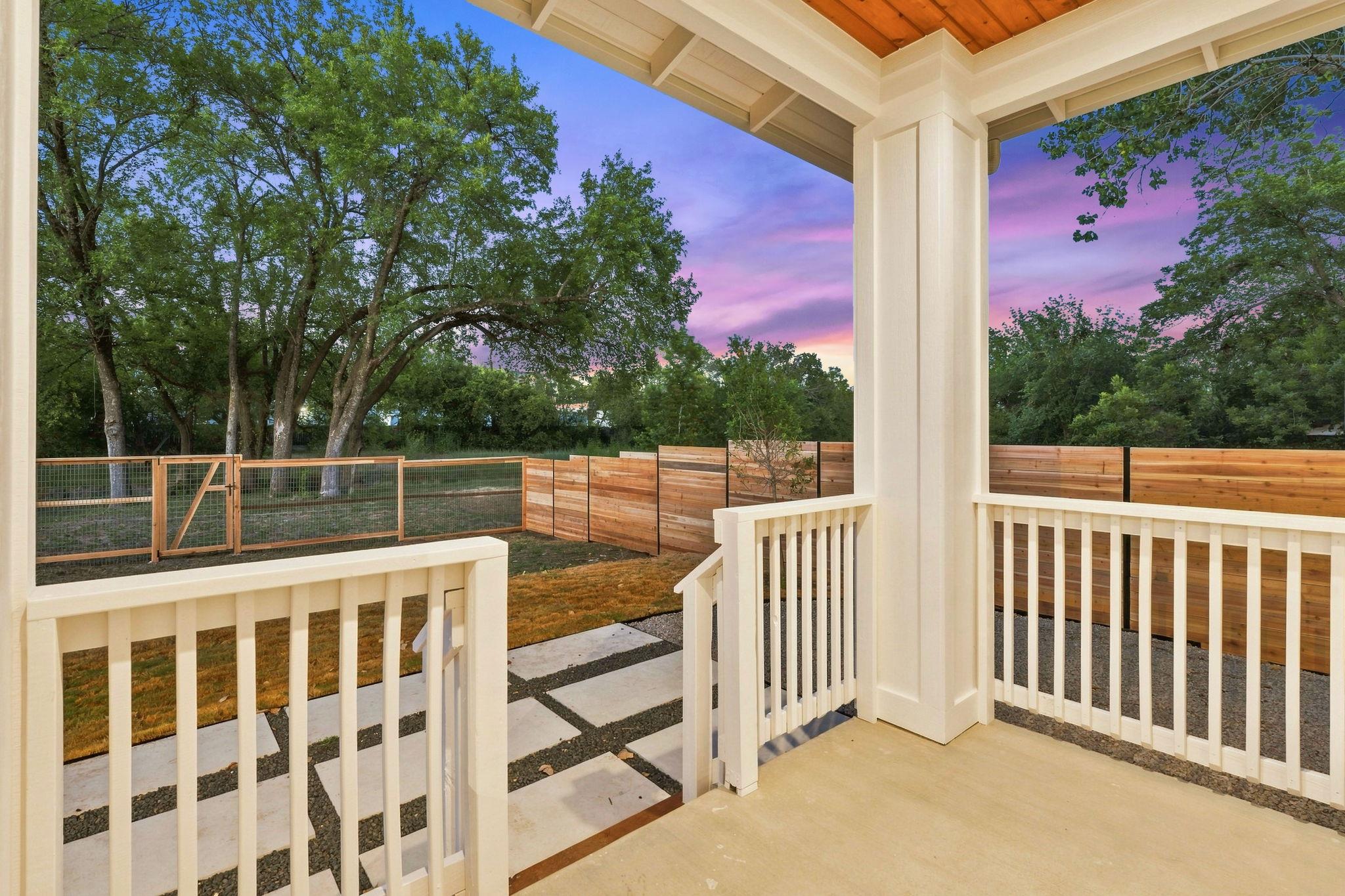 210 W Mockingbird LN # 3