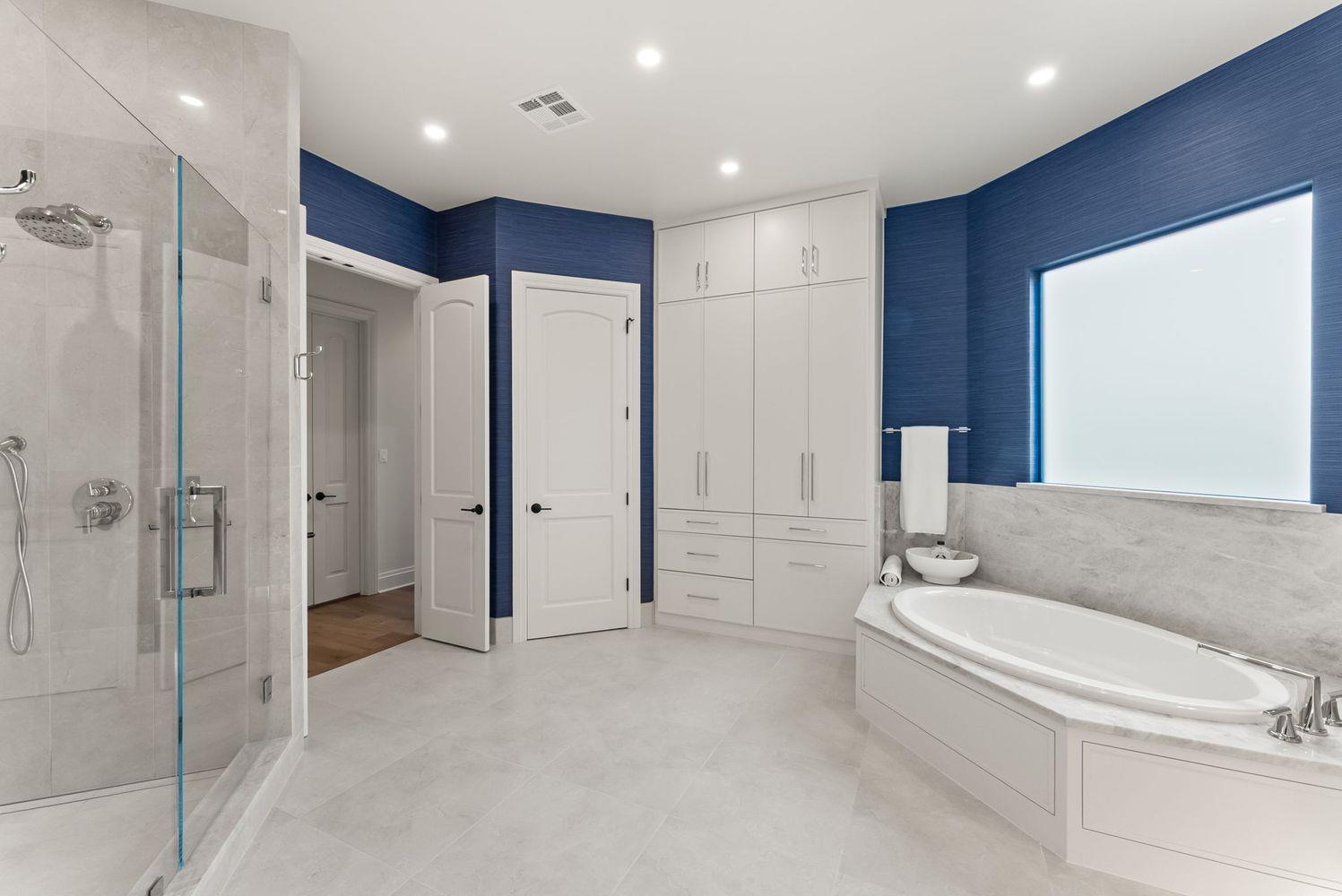 2300 Barton Creek BLVD # 8