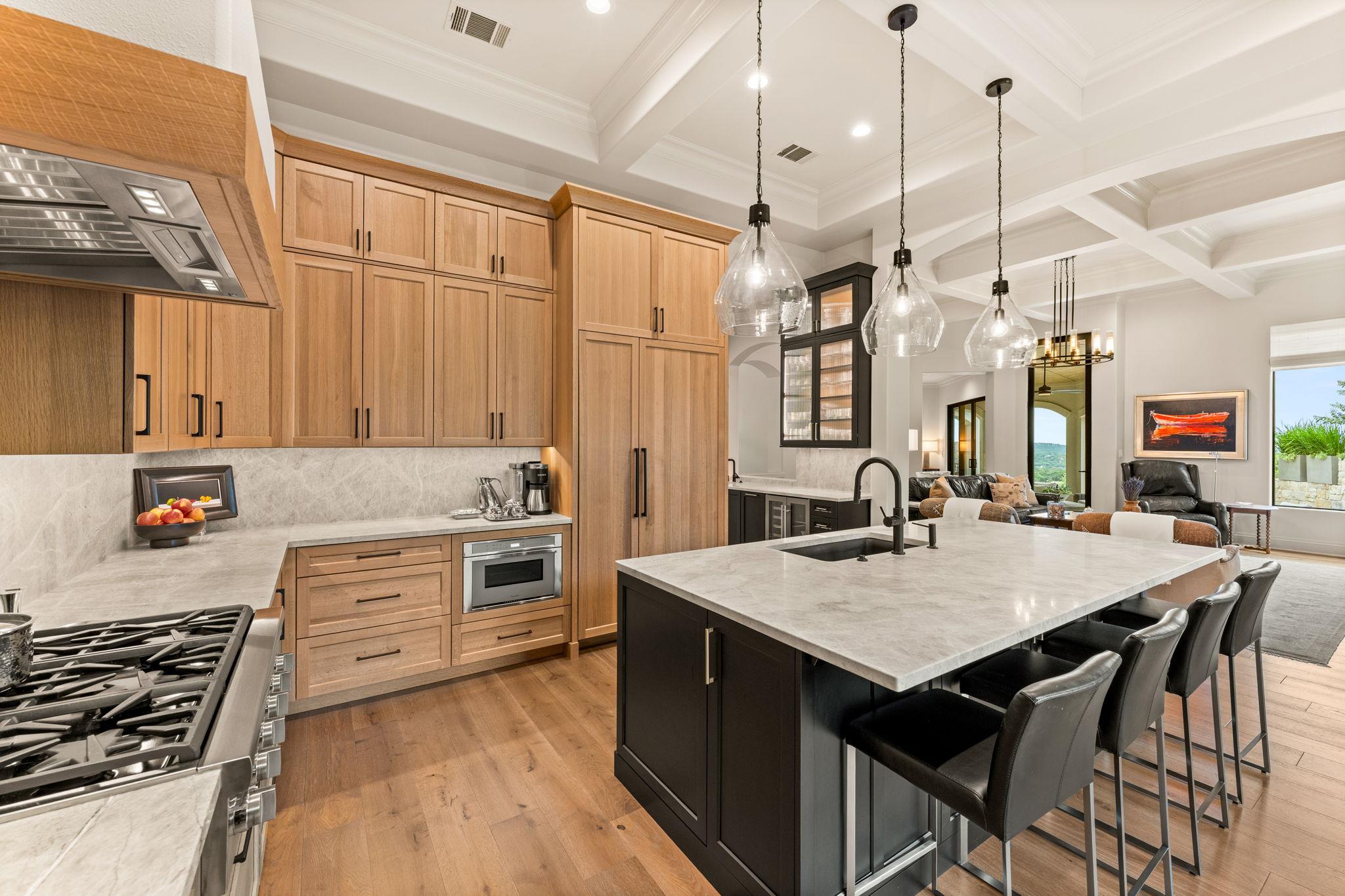 2300 Barton Creek BLVD # 8