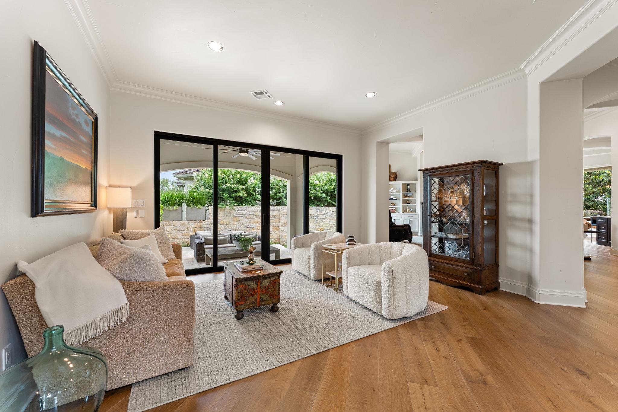 2300 Barton Creek BLVD # 8