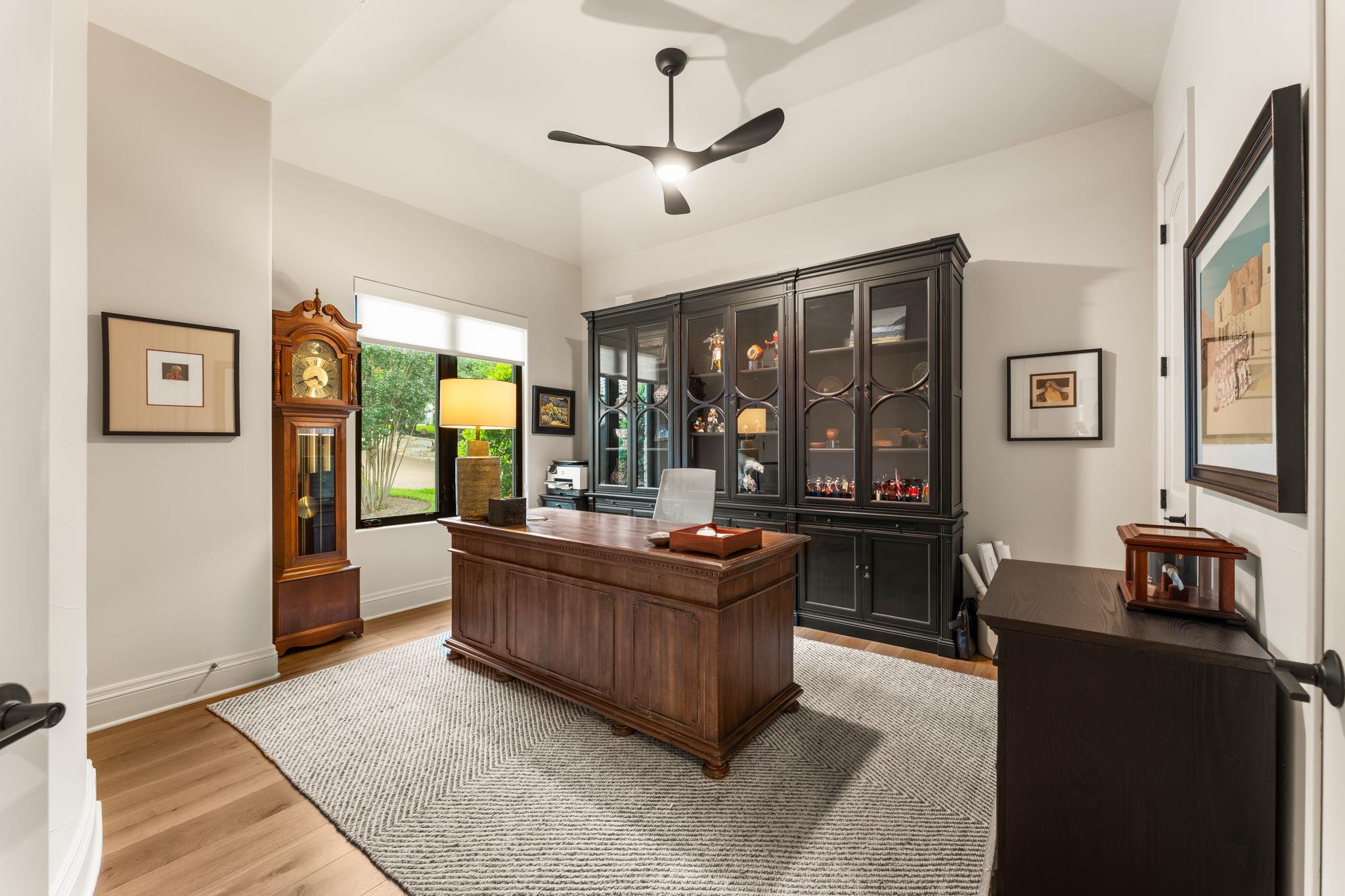 2300 Barton Creek BLVD # 8