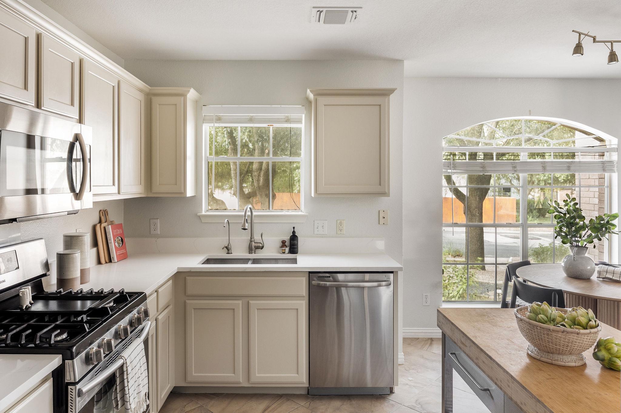 3000 Cohoba DR