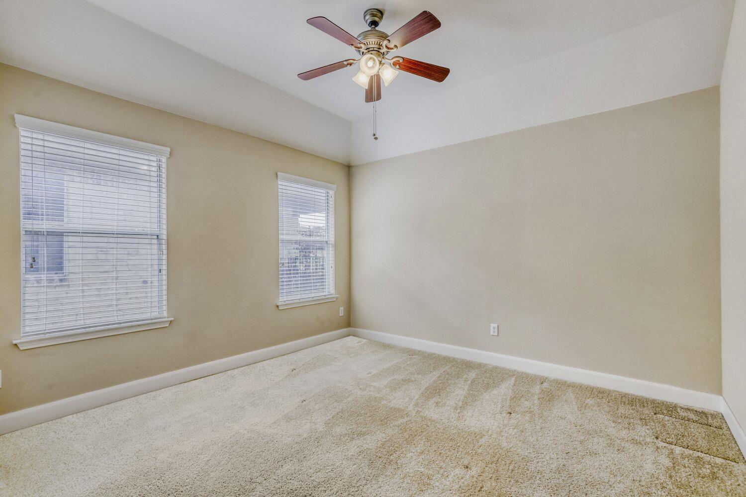 24 Stone Terrace DR