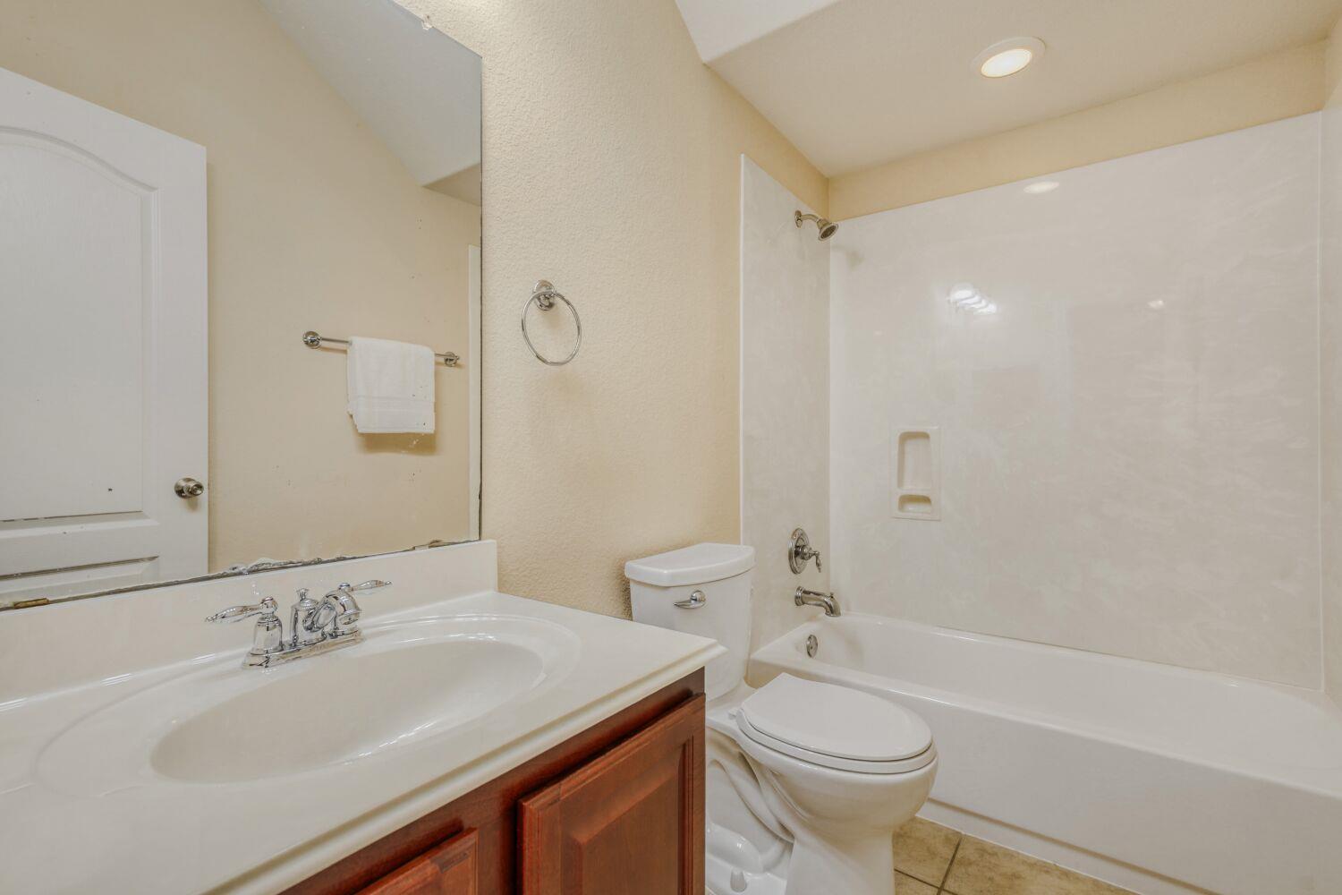 24 Stone Terrace DR