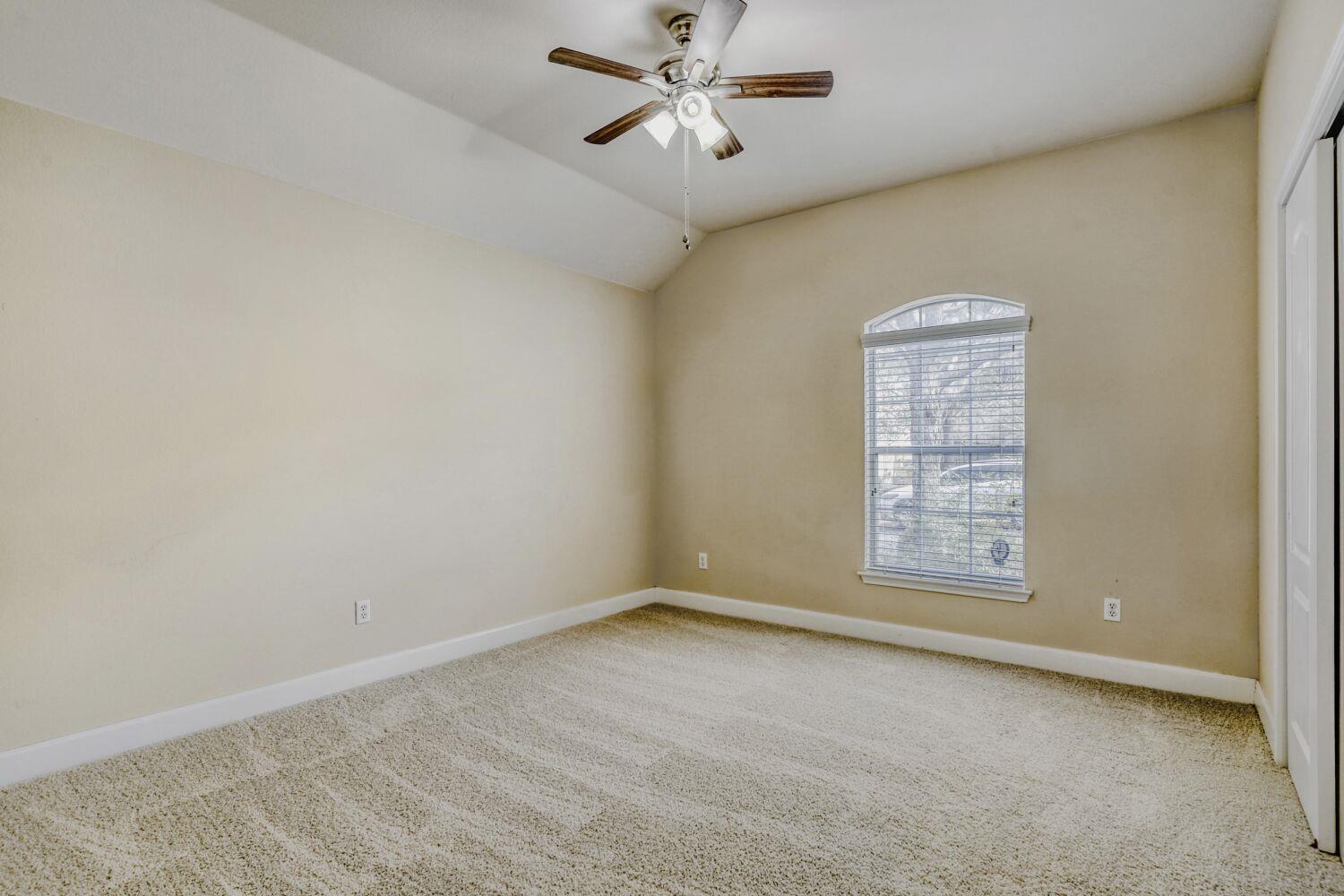 24 Stone Terrace DR