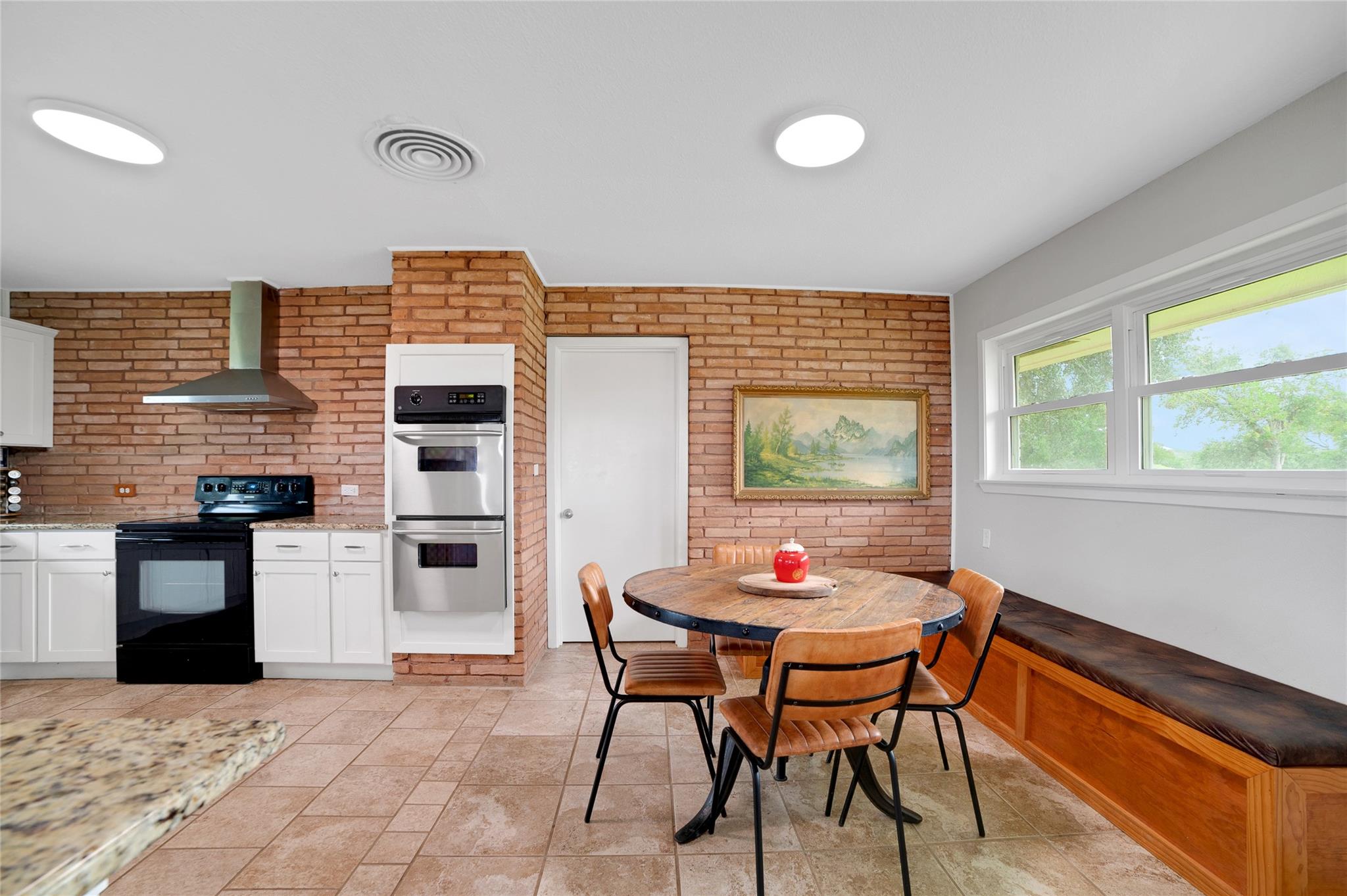 520 Double Eagle Ranch DR