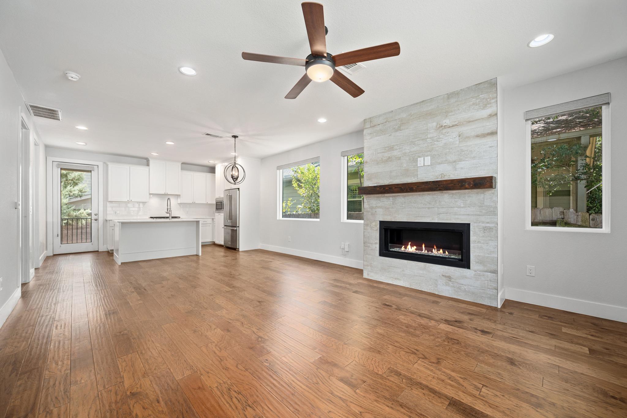 5511 Avenue G # 1