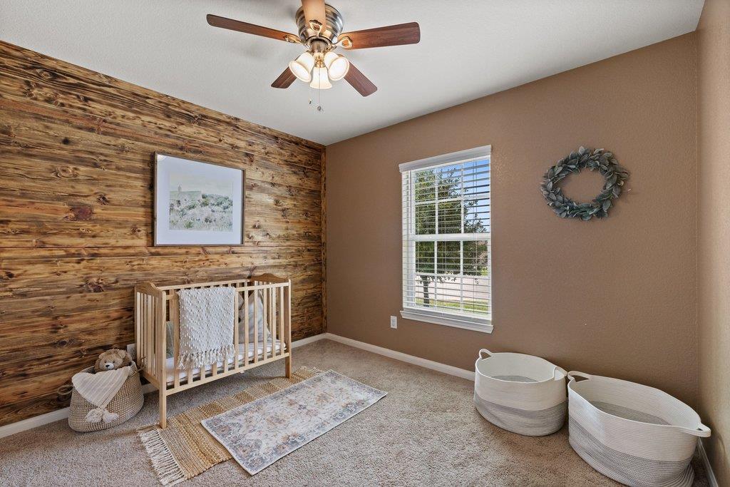 217 Farmer LN