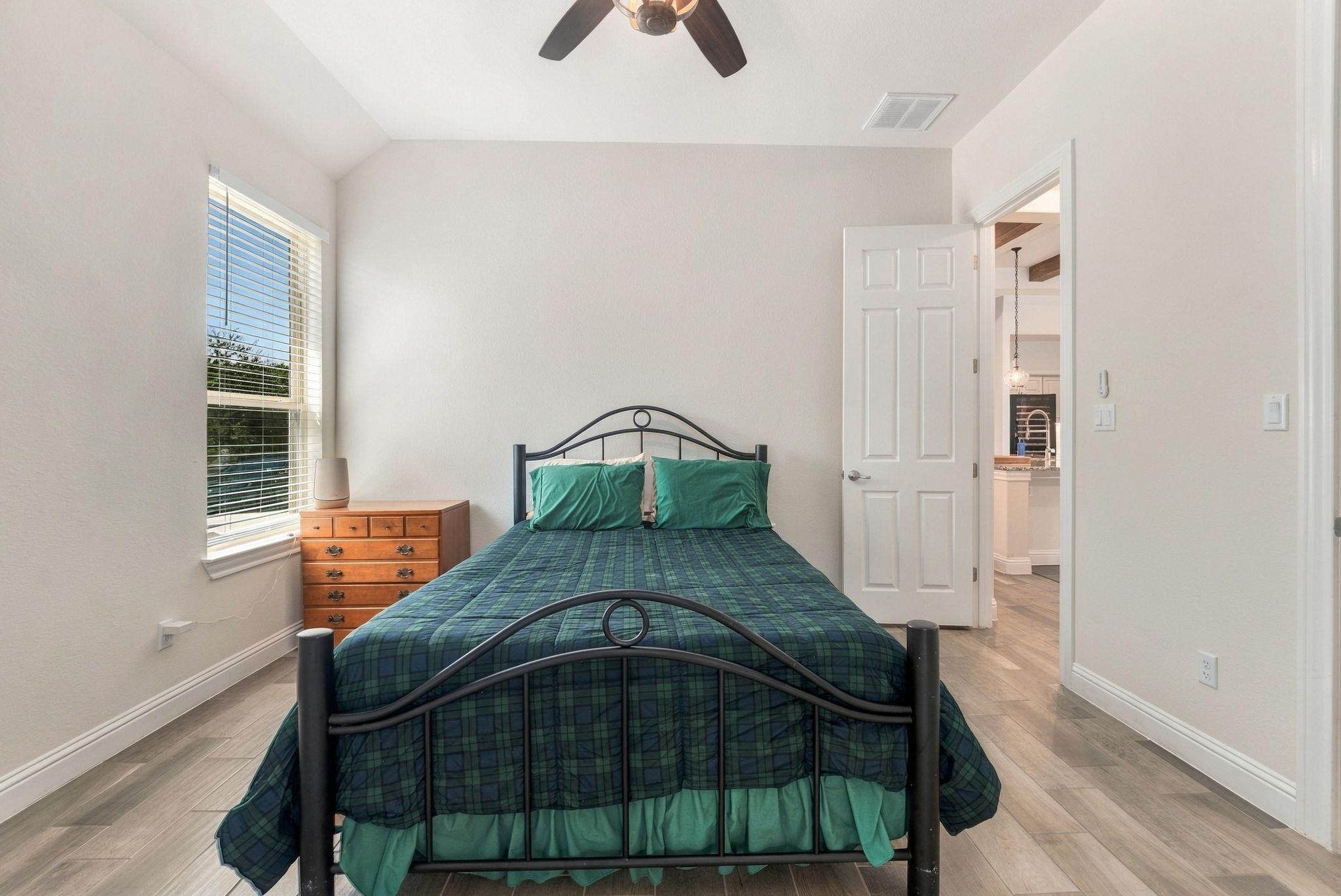1108 Gato Del Sol Ave