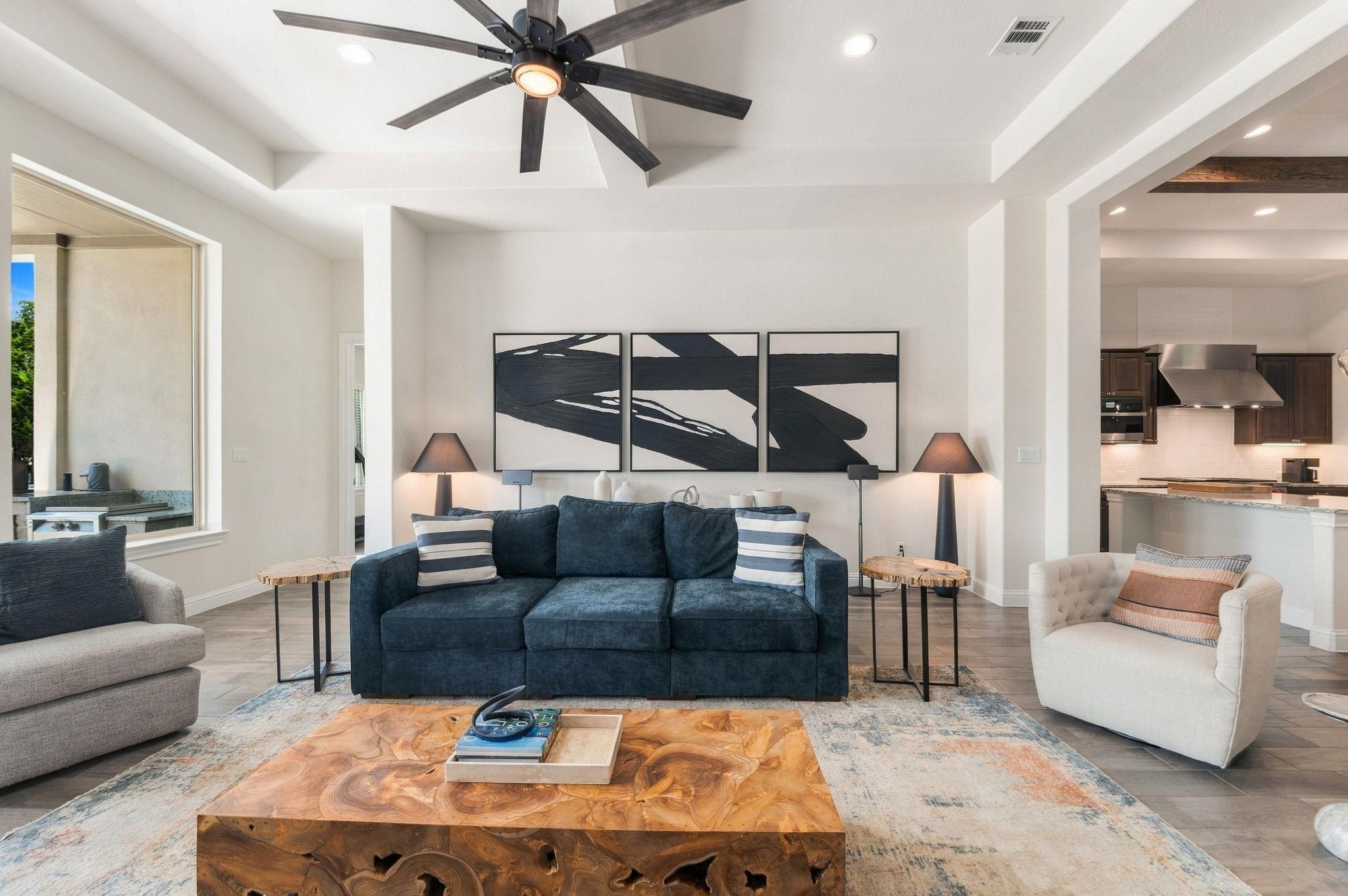 1108 Gato Del Sol Ave