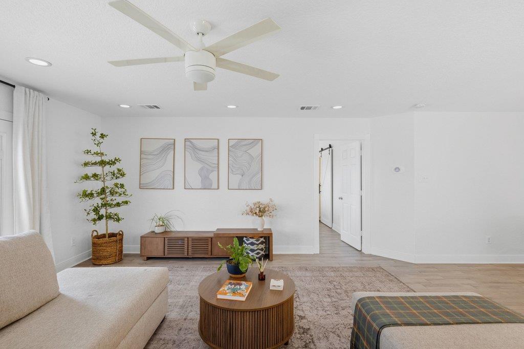 4917 Lexington Meadow LN