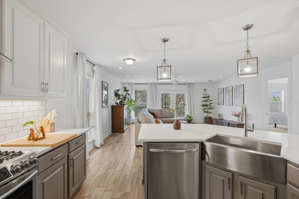 4917 Lexington Meadow LN